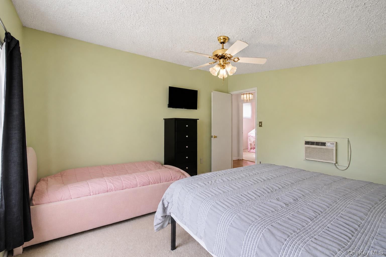 Single Family Chatham Terrace Westchester County, NY 10710, MLS-1025013-10