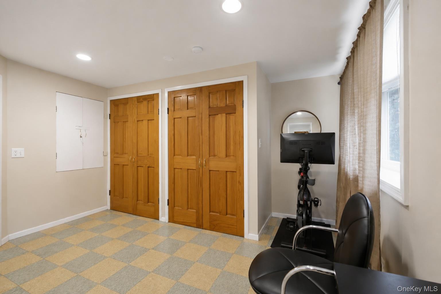 Single Family Chatham Terrace Westchester County, NY 10710, MLS-1025013-20