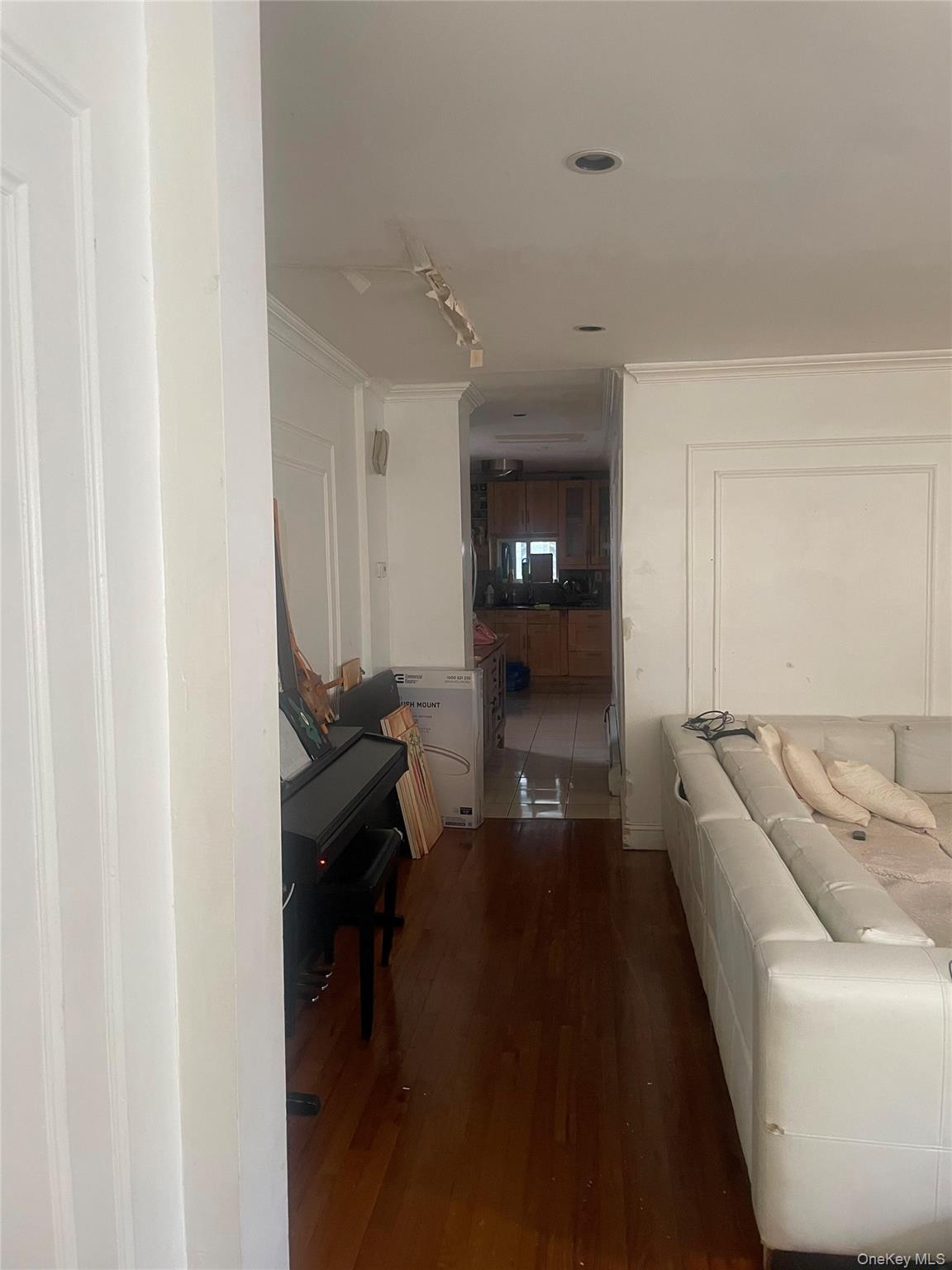 Single Family Keeseville Avenue  Queens, NY 11412, MLS-1025027-2