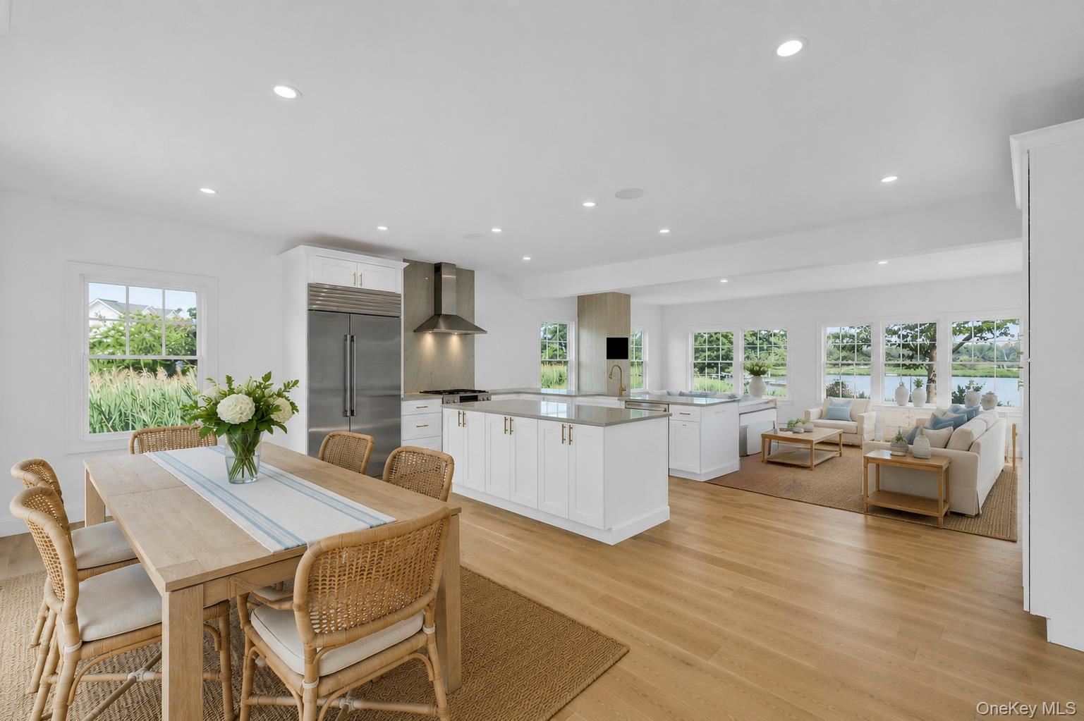 Single Family Peconic Bay Boulevard  Suffolk County, NY 11901, MLS-1025045-11