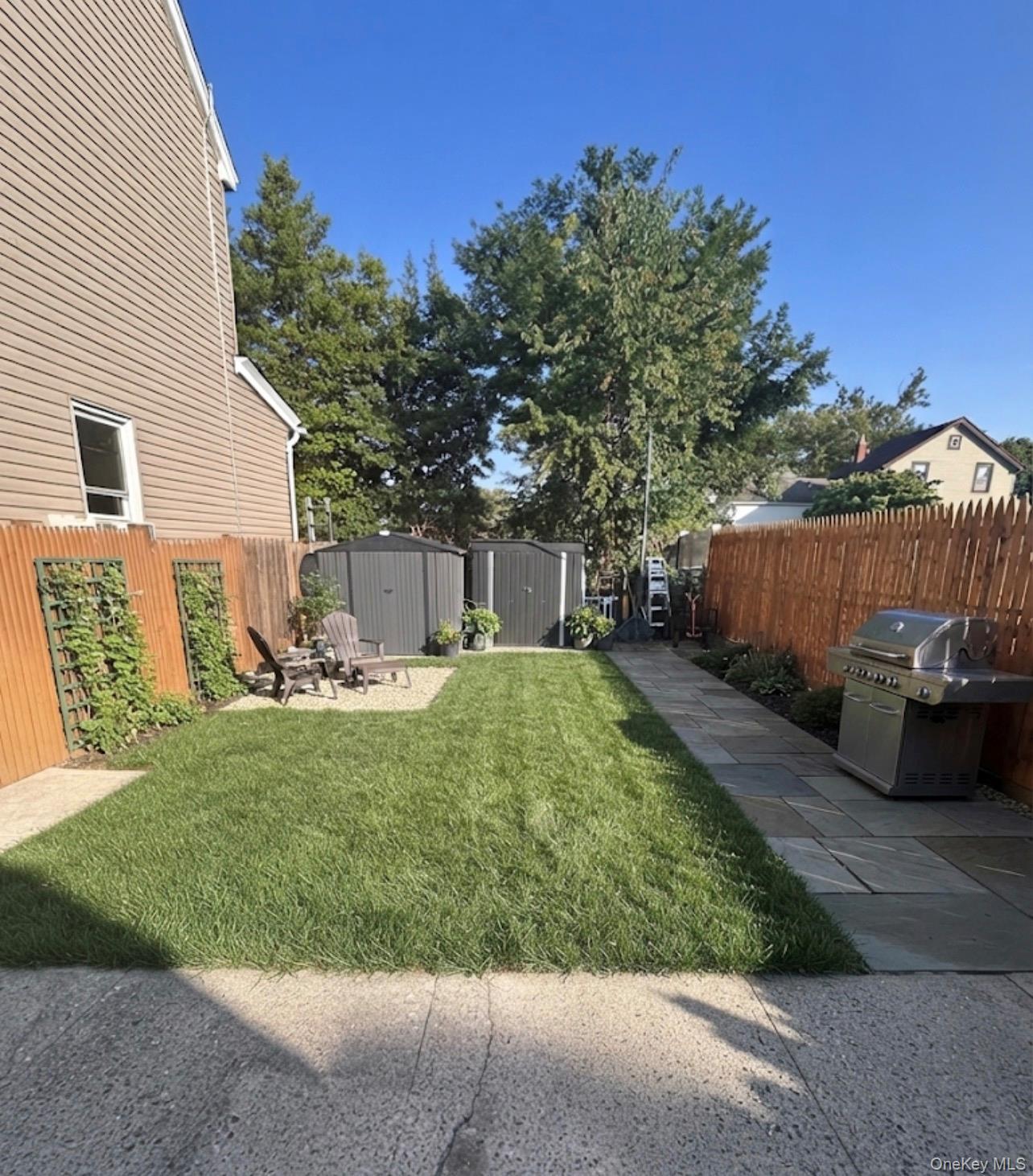 Single Family Barkley Avenue  Bronx, NY 10465, MLS-1025088-14