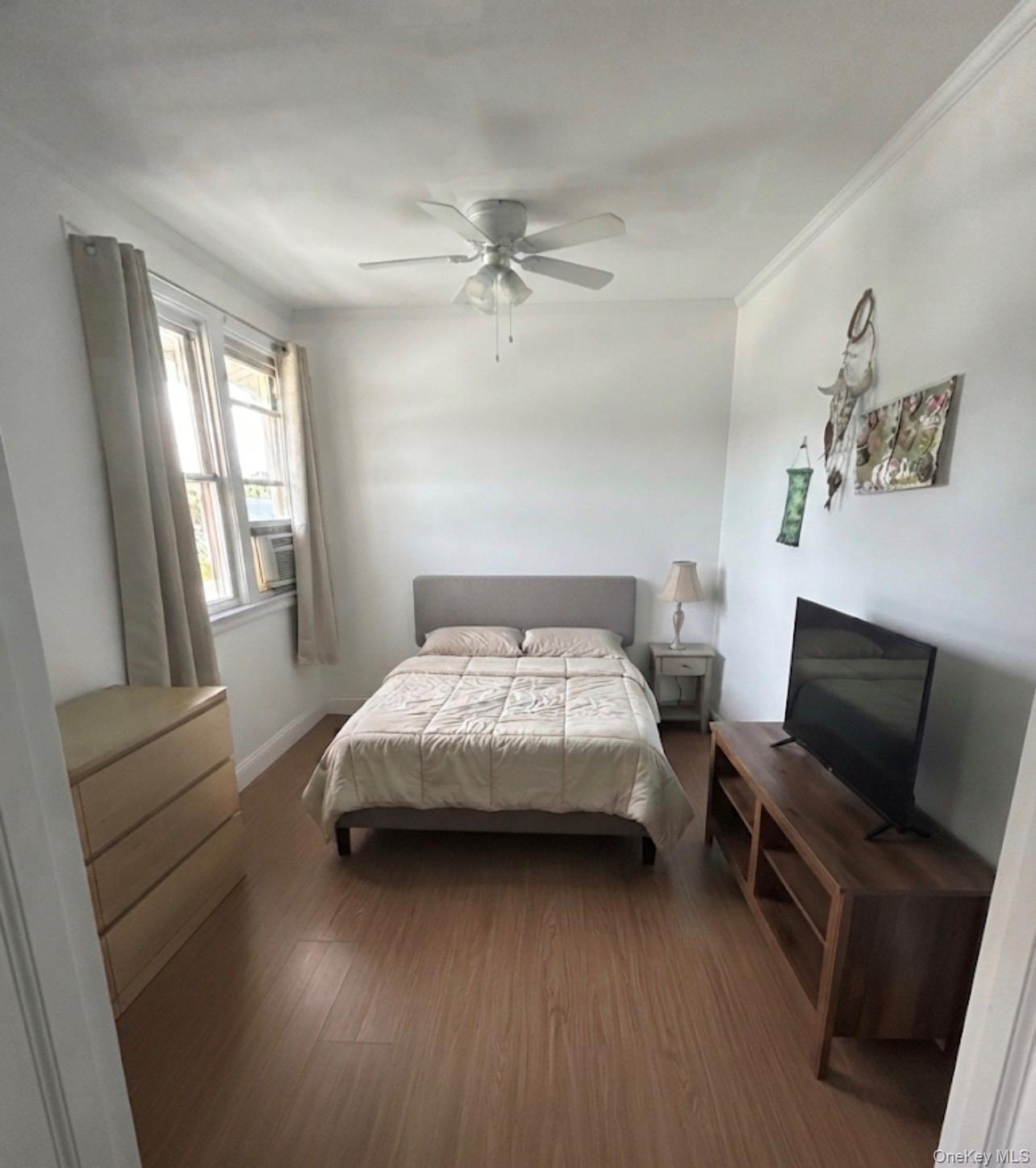 Single Family Barkley Avenue Bronx, NY 10465, MLS-1025088-7
