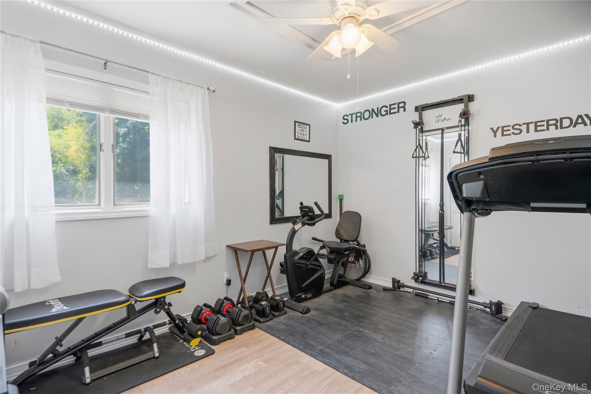 Single Family Patchogue Drive  Suffolk County, NY 11778, MLS-1025098-27
