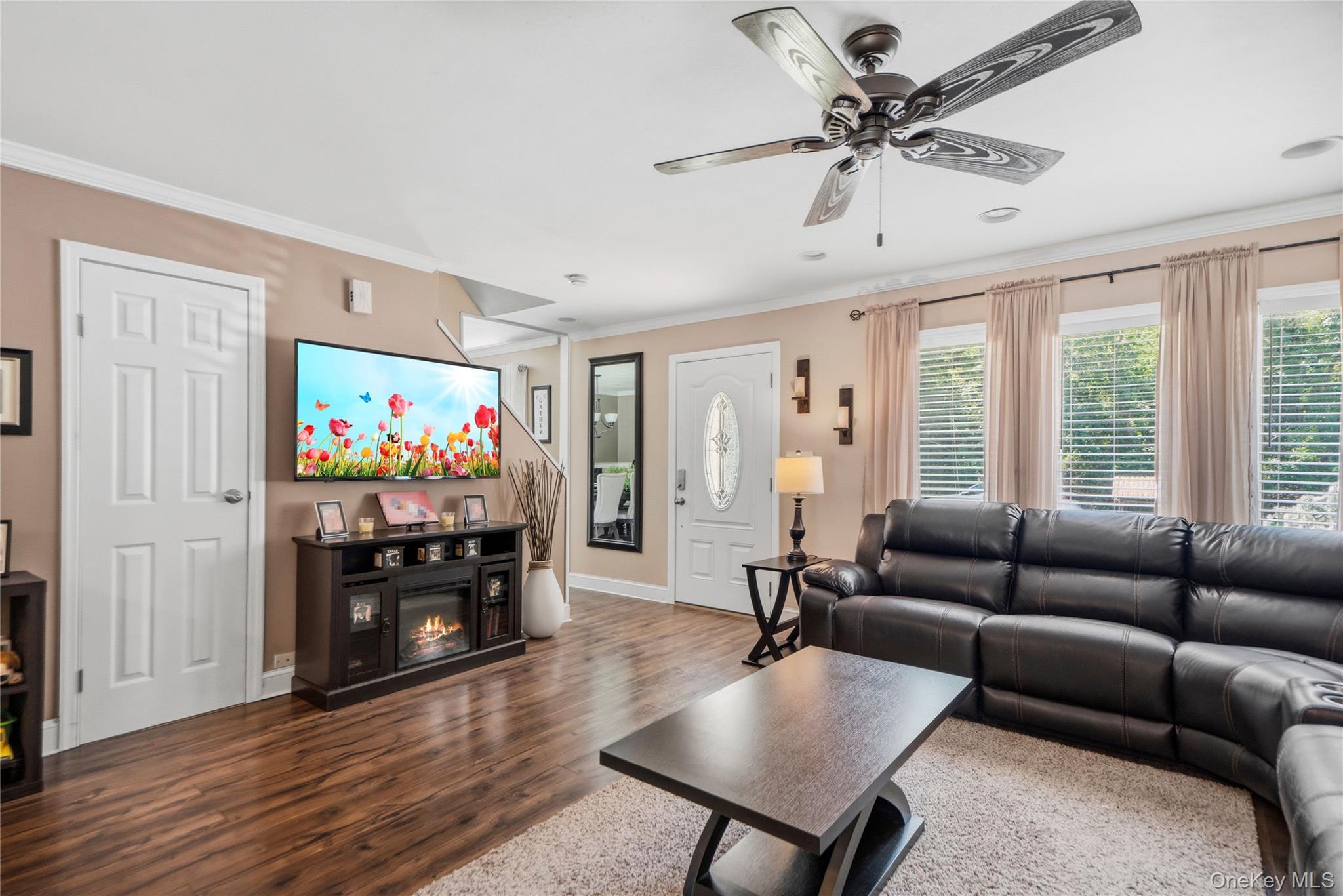Single Family Patchogue Drive  Suffolk County, NY 11778, MLS-1025098-9
