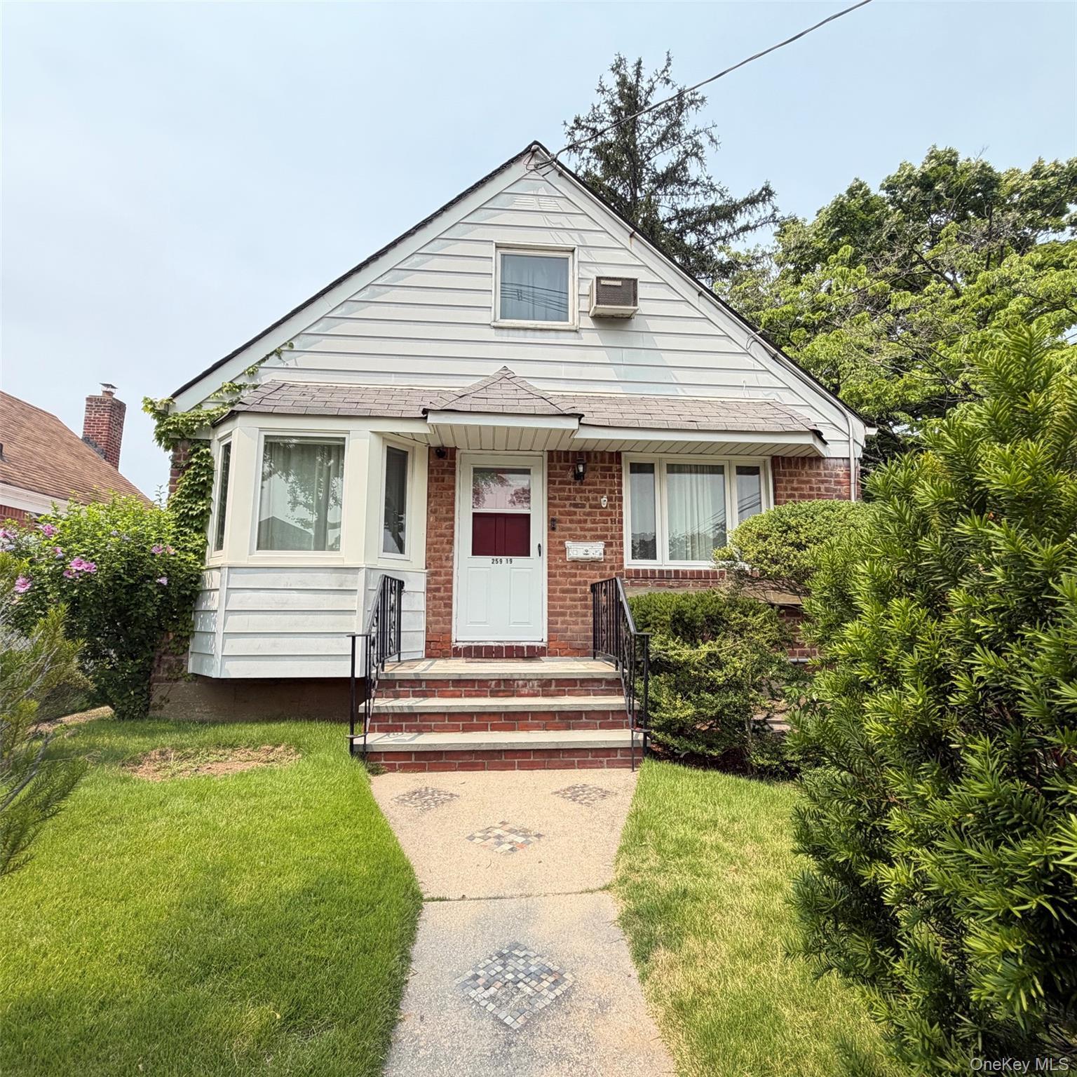 Single Family 80th Avenue Queens, NY 11004, MLS-1025100-2