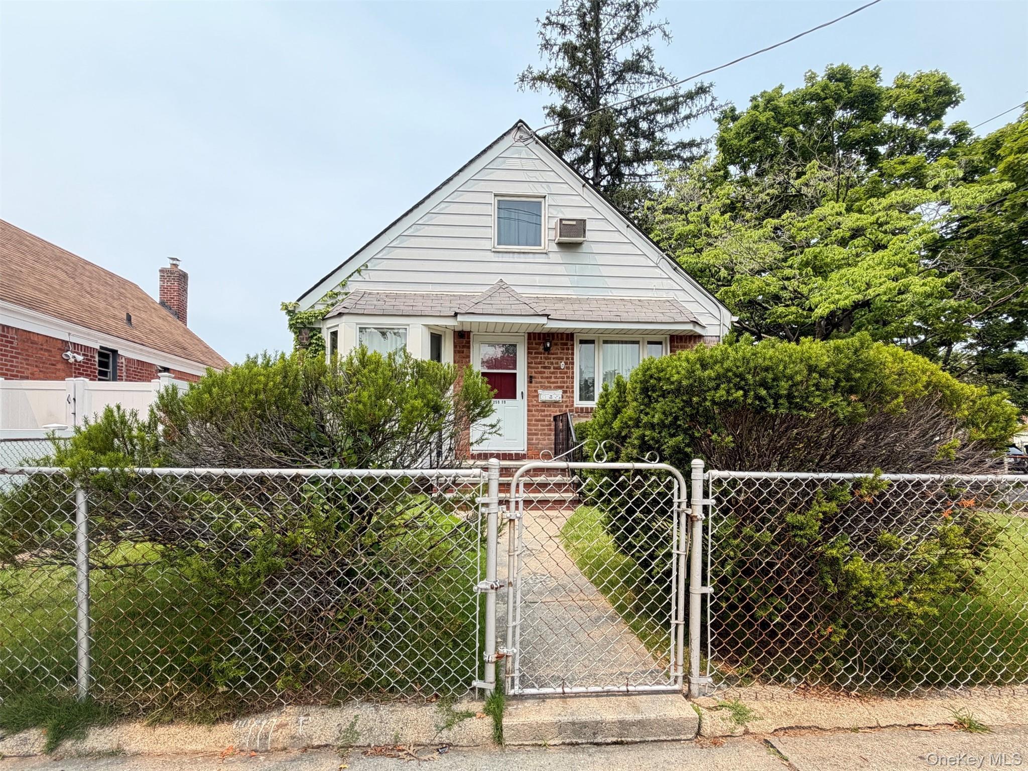 Single Family 80th Avenue Queens, NY 11004, MLS-1025100-3