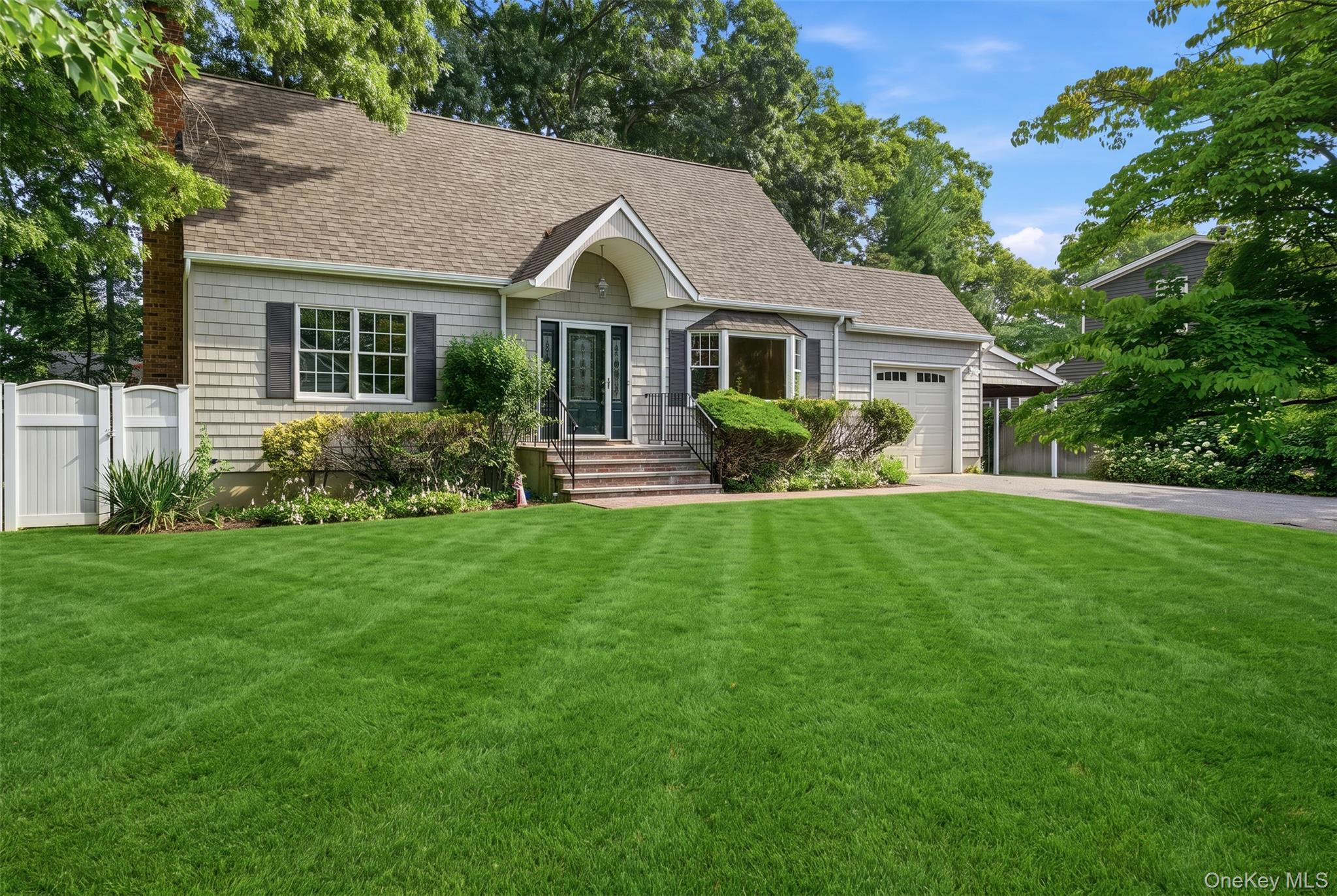 Single Family Liberty Street  Suffolk County, NY 11716, MLS-1025108-2