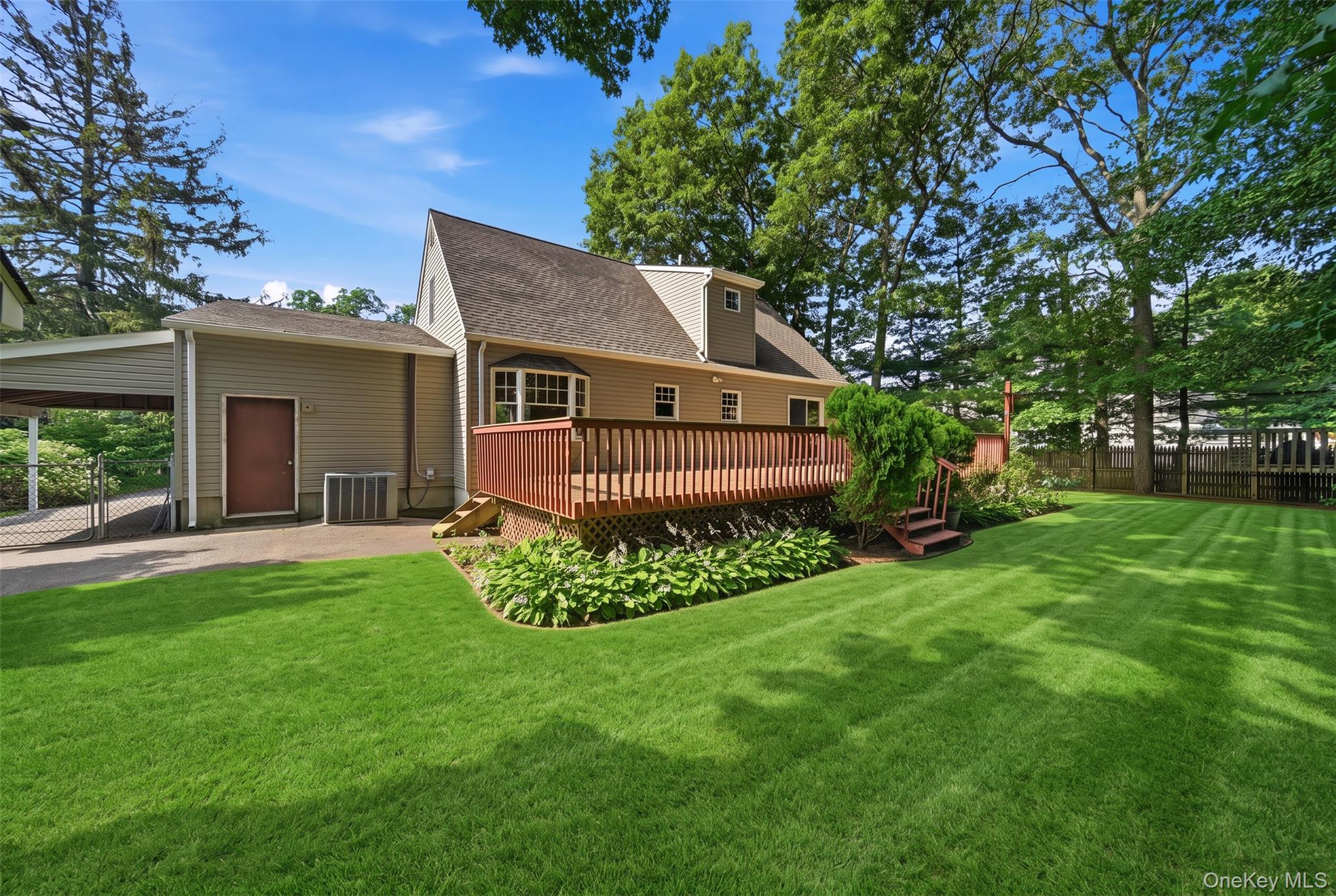 Single Family Liberty Street  Suffolk County, NY 11716, MLS-1025108-34