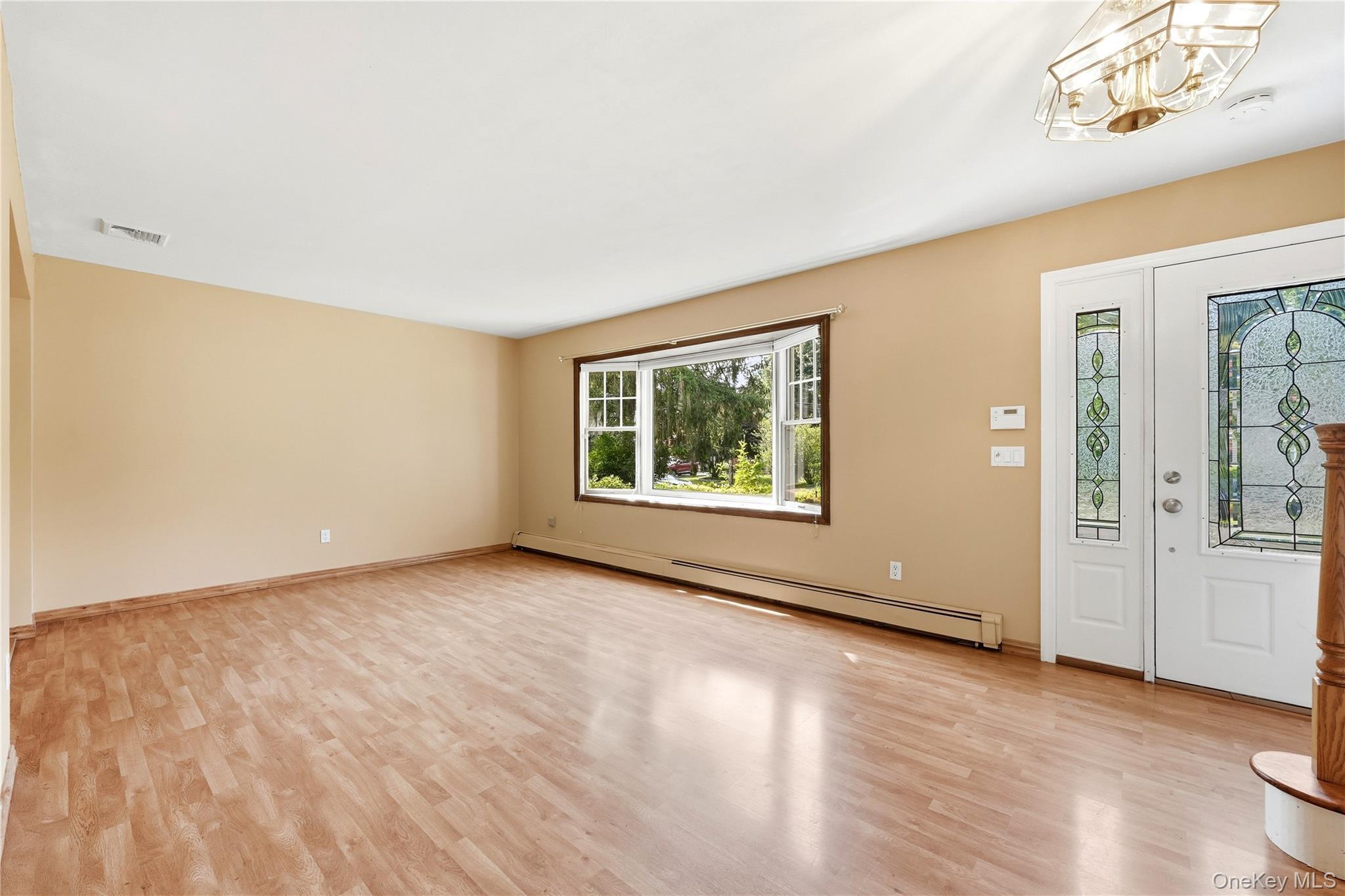 Single Family Liberty Street  Suffolk County, NY 11716, MLS-1025108-4