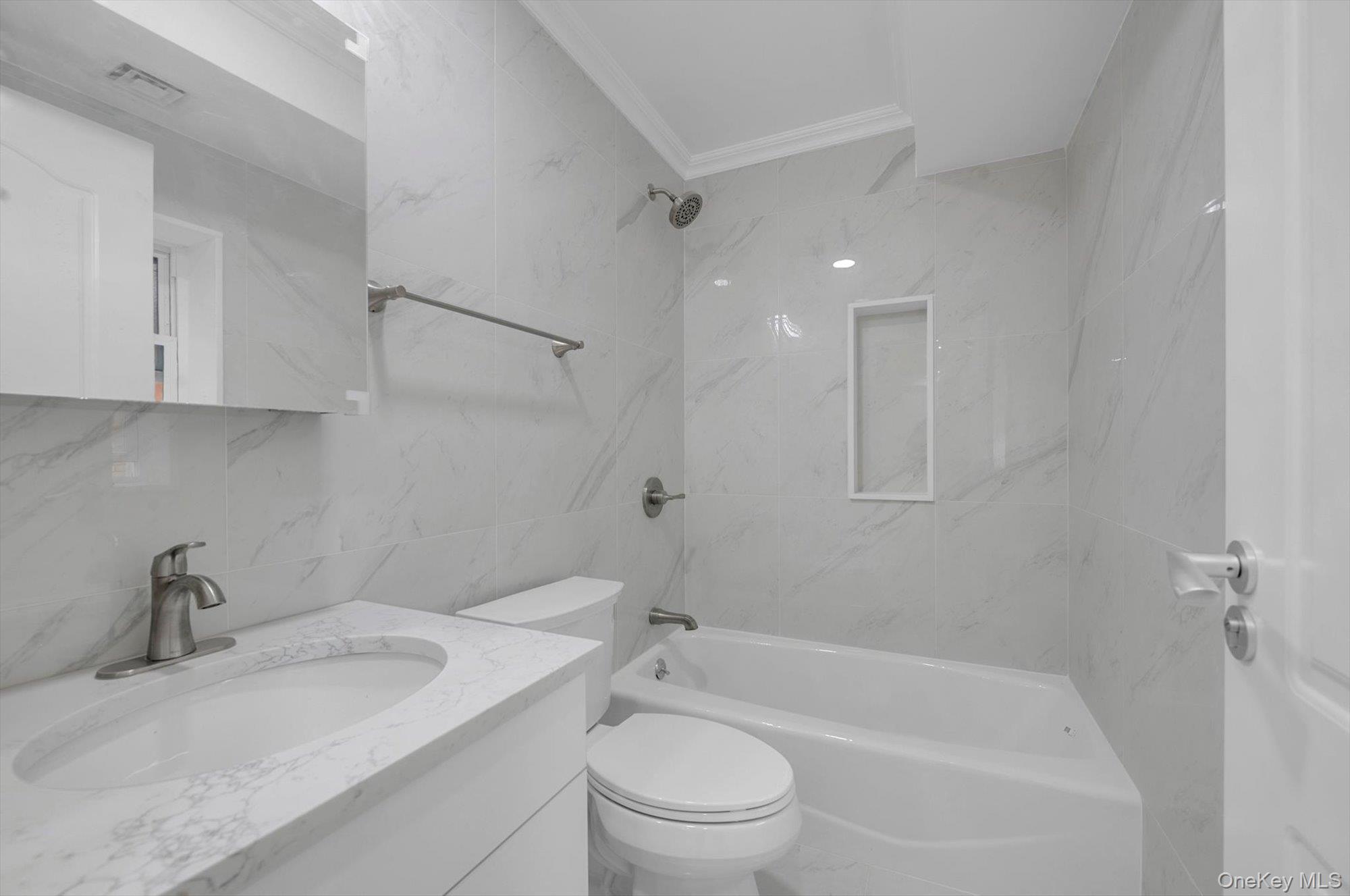 Single Family 247th Street Queens, NY 11363, MLS-1025119-22