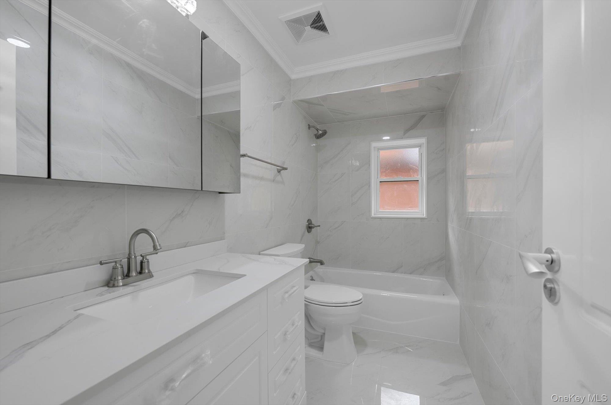 Single Family 247th Street Queens, NY 11363, MLS-1025119-23