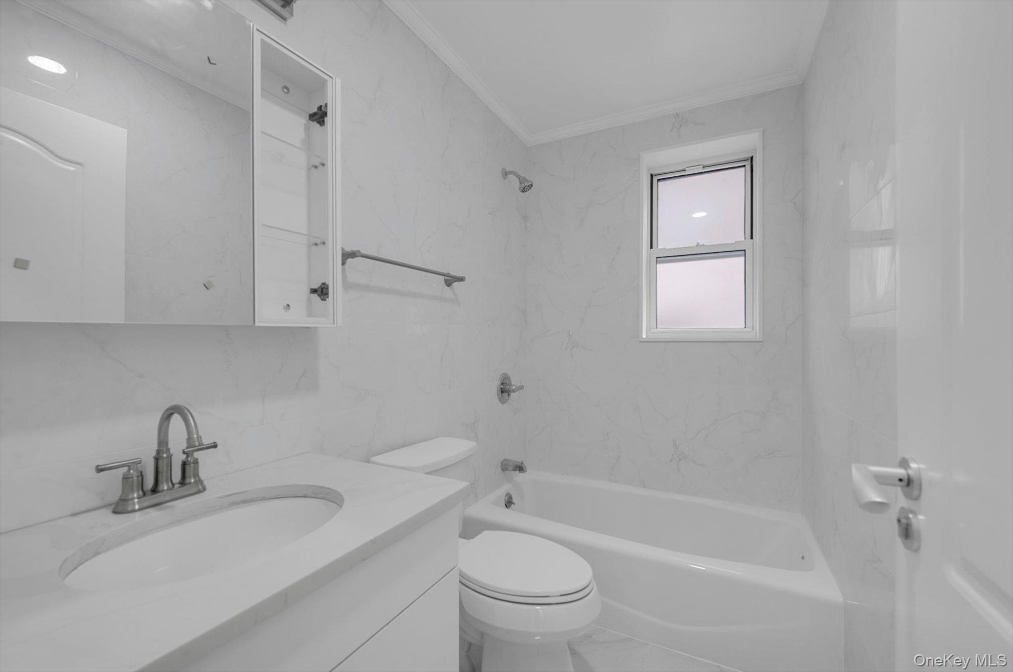 Single Family 247th Street Queens, NY 11363, MLS-1025119-31