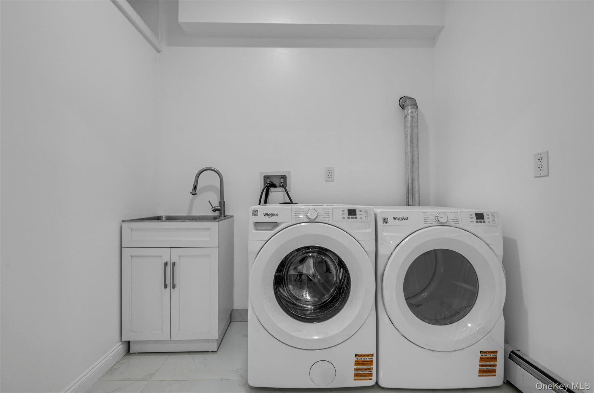 Single Family 247th Street Queens, NY 11363, MLS-1025119-35
