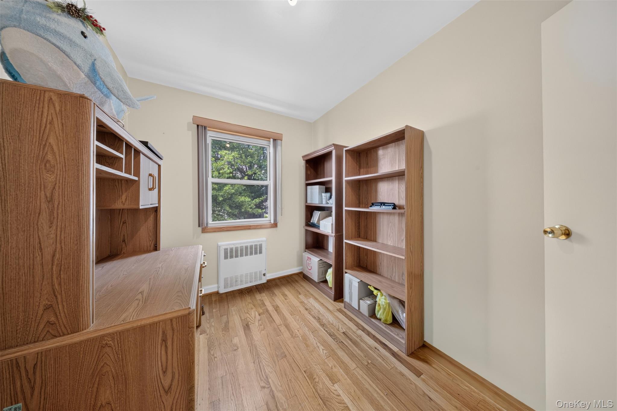 Single Family Kalmia Avenue Queens, NY 11355, MLS-1025137-16