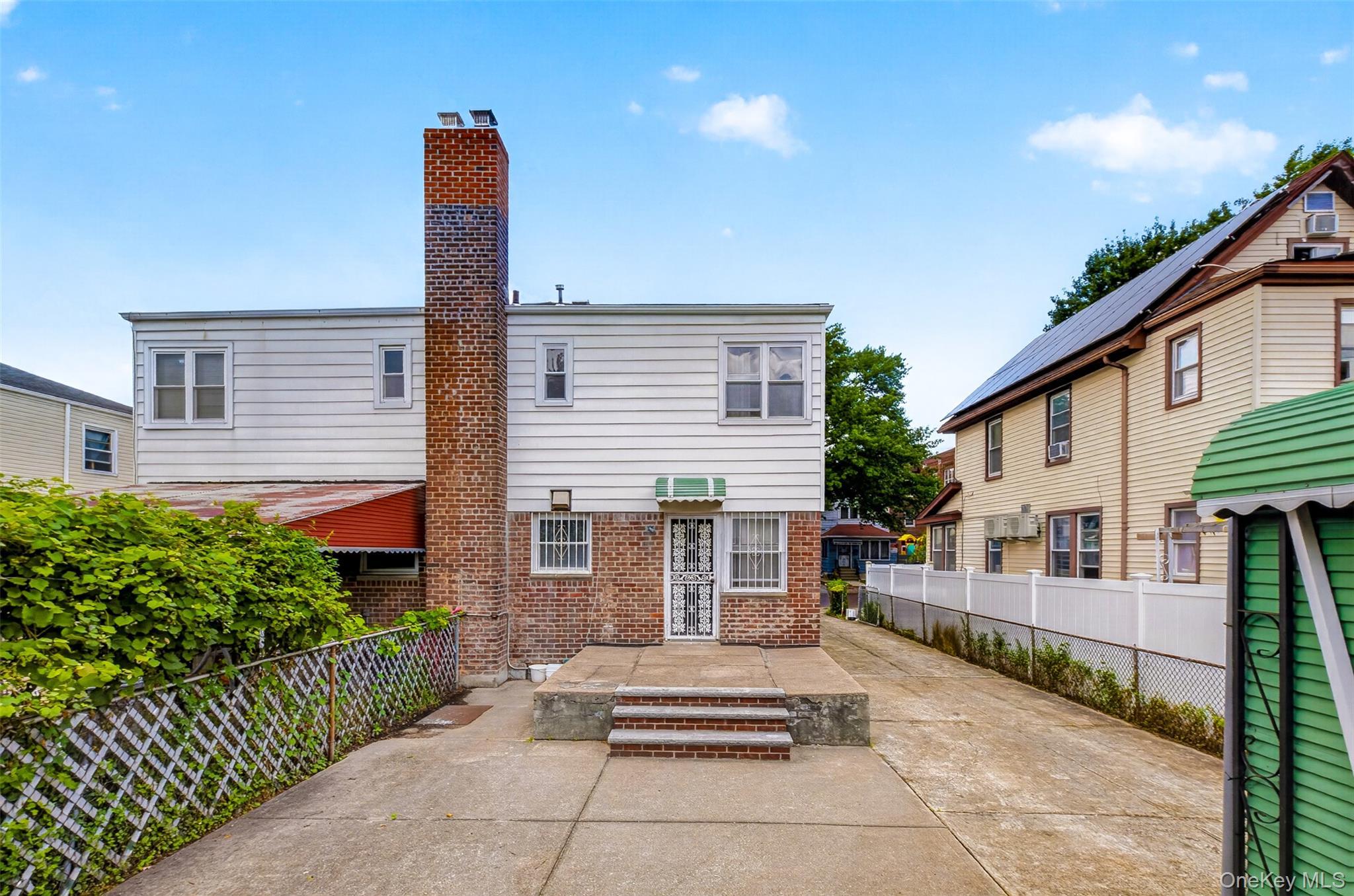 Single Family Kalmia Avenue Queens, NY 11355, MLS-1025137-23