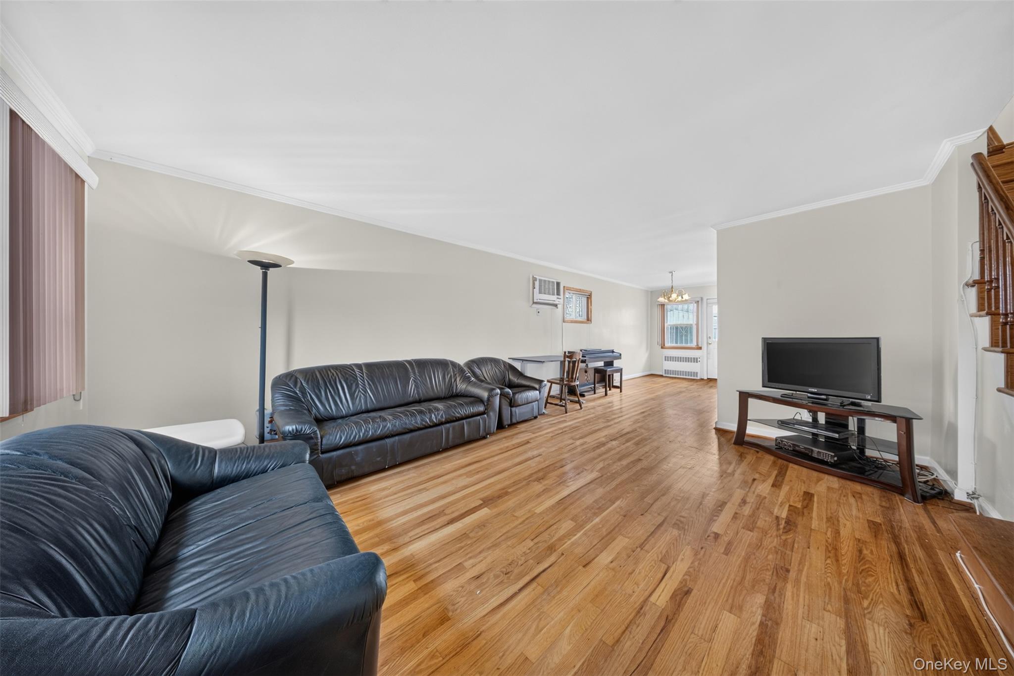 Single Family Kalmia Avenue Queens, NY 11355, MLS-1025137-3