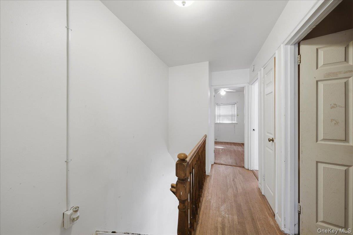 Single Family Gunther Avenue Bronx, NY 10469, MLS-1025142-11