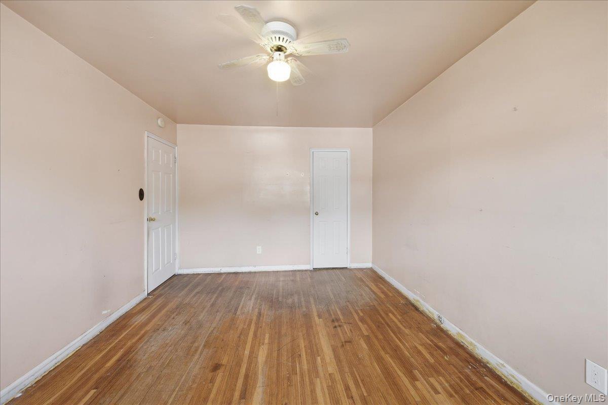 Single Family Gunther Avenue Bronx, NY 10469, MLS-1025142-13