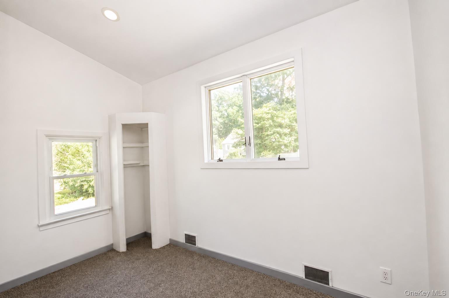 Single Family Quail Road Suffolk County, NY 11778, MLS-1025181-11