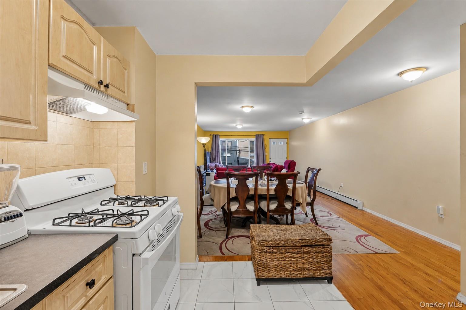 Single Family E 215th Street Bronx, NY 10467, MLS-1025183-43