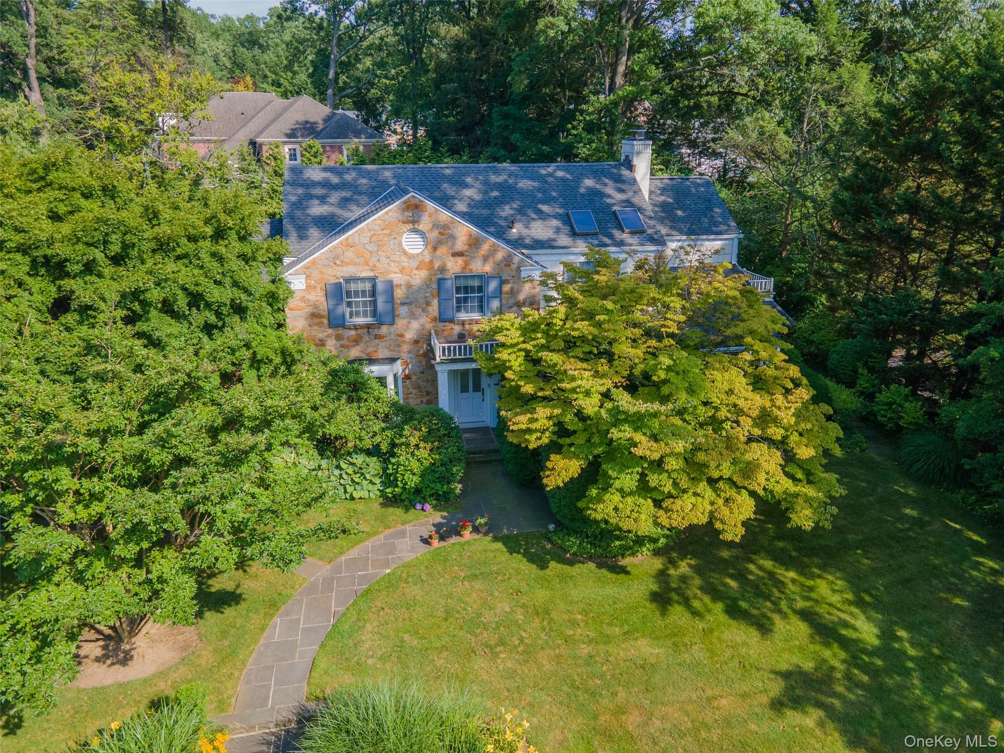 Single Family W Woods Road  Nassau County, NY 11020, MLS-1025193-2