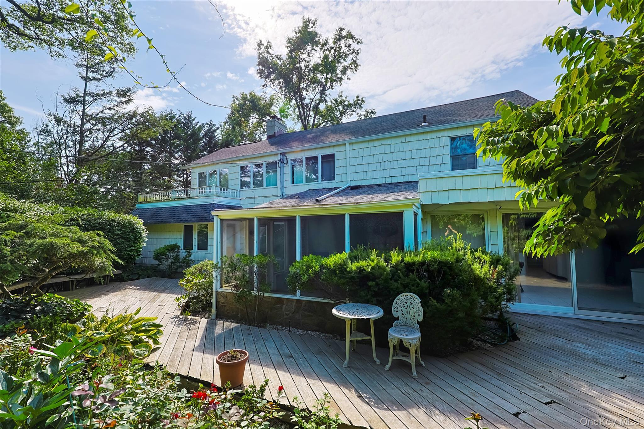 Single Family W Woods Road  Nassau County, NY 11020, MLS-1025193-26