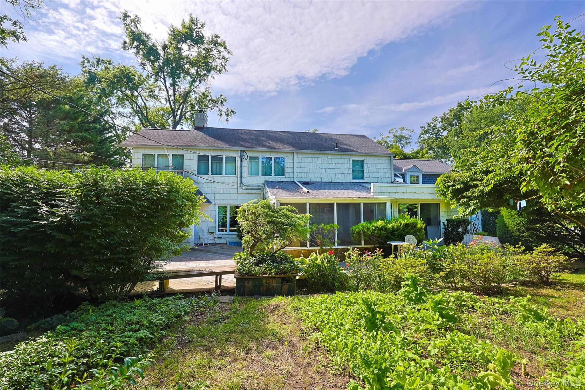 Single Family W Woods Road  Nassau County, NY 11020, MLS-1025193-27