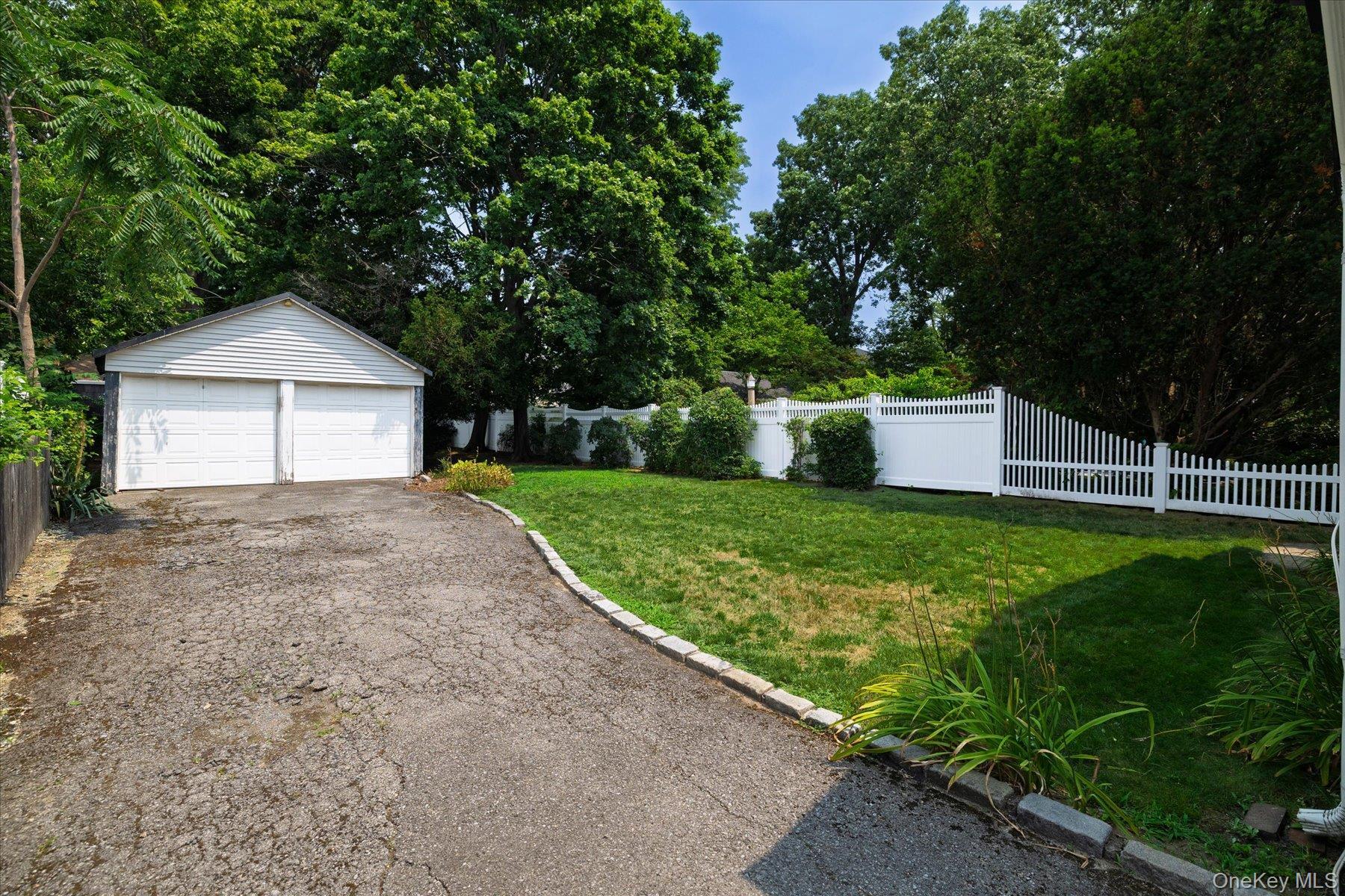 Single Family Grove Street Nassau County, NY 11563, MLS-1025230-21