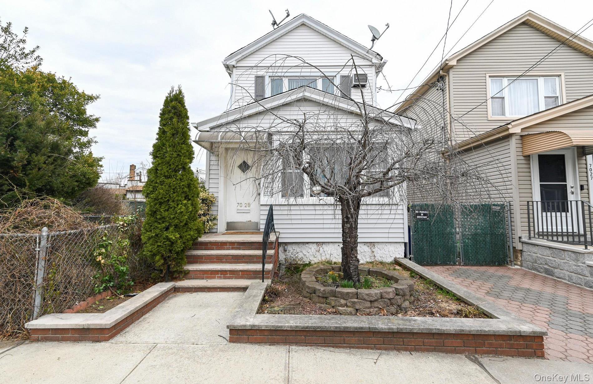 Single Family 71st Place  Queens, NY 11385, MLS-1025231-4