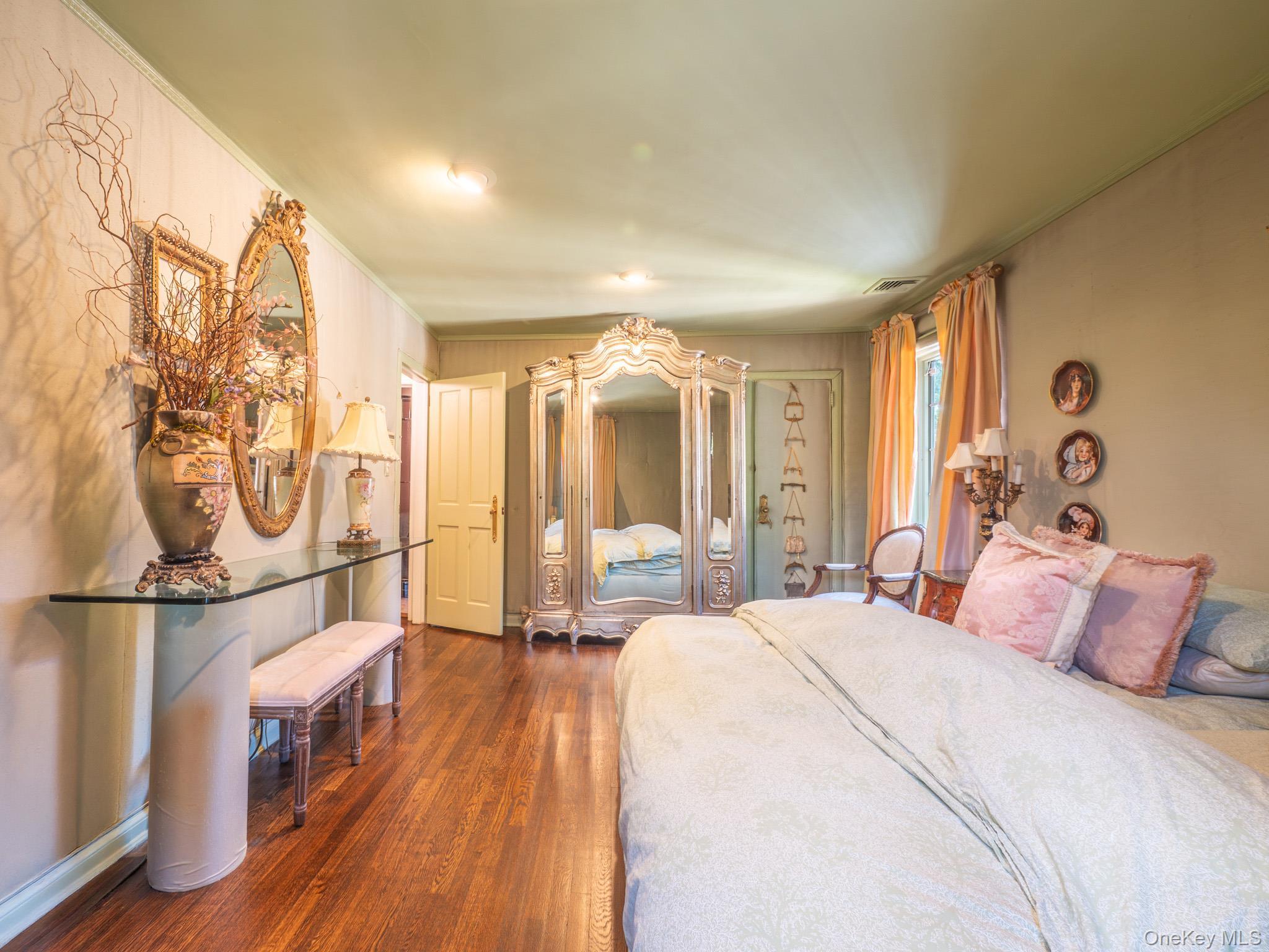 Single Family 180th Street Queens, NY 11365, MLS-1025241-24
