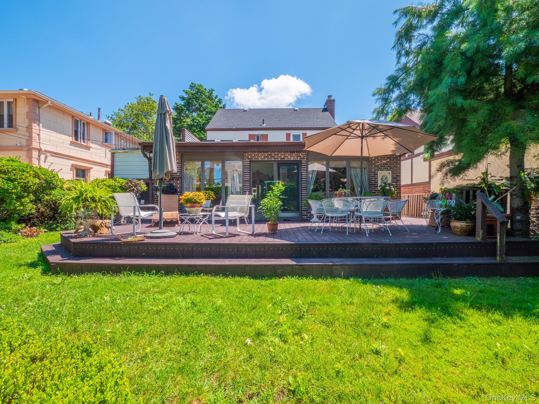 Single Family 180th Street Queens, NY 11365, MLS-1025241-34