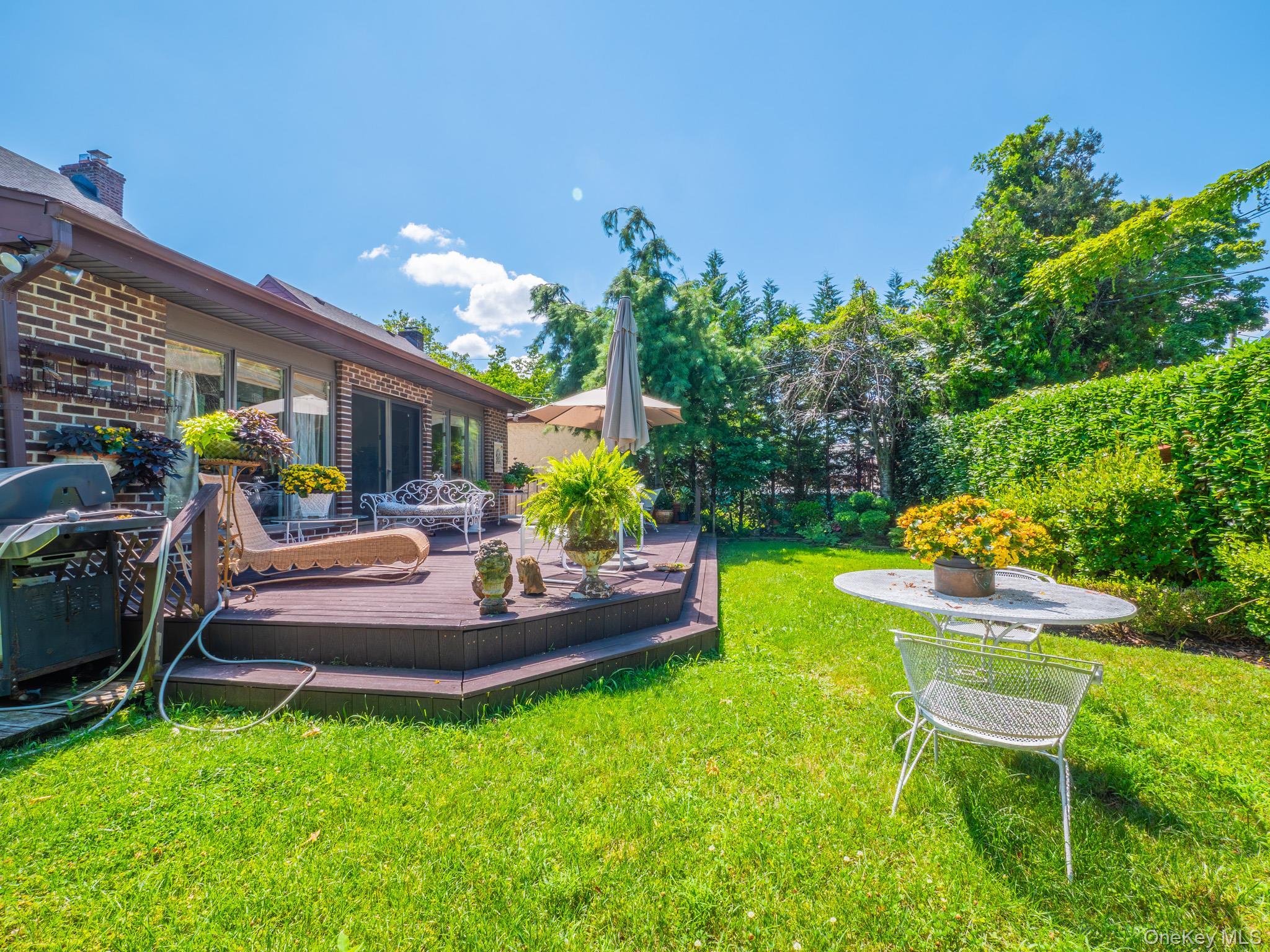 Single Family 180th Street Queens, NY 11365, MLS-1025241-35