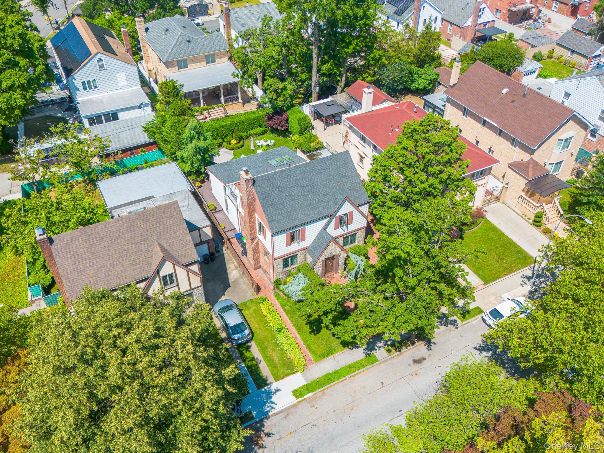 Single Family 180th Street Queens, NY 11365, MLS-1025241-4