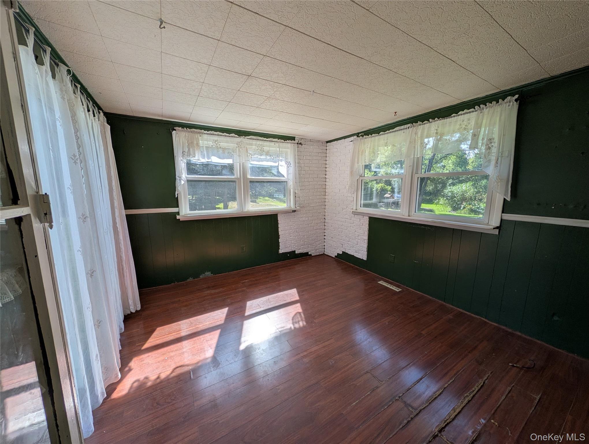 Single Family White Oak Terrace Orange County, NY 10916, MLS-1025257-17