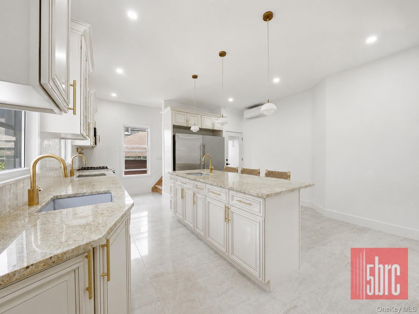 Single Family Beverley Road Brooklyn, NY 11218, MLS-1025270-15