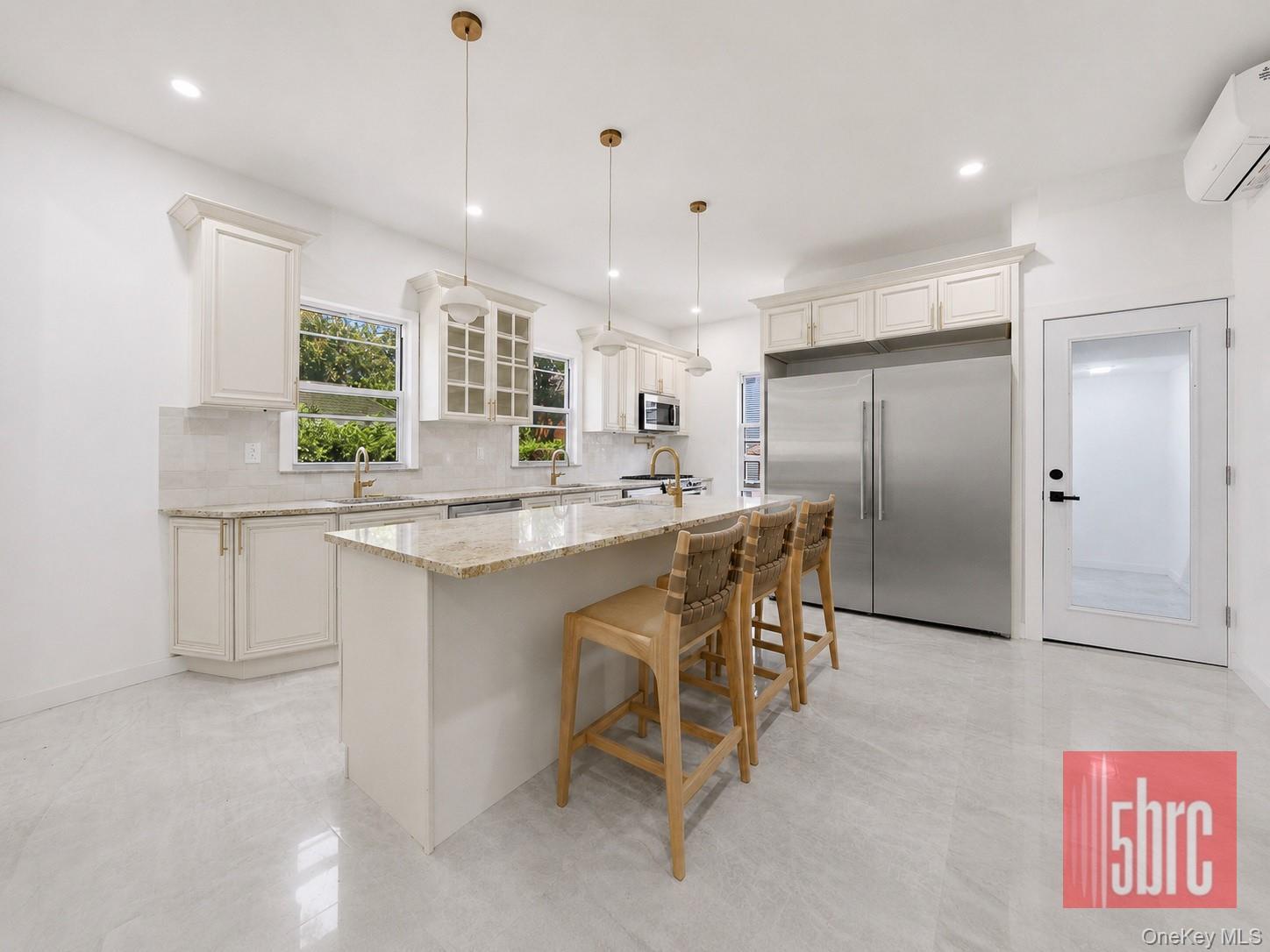 Single Family Beverley Road Brooklyn, NY 11218, MLS-1025270-16