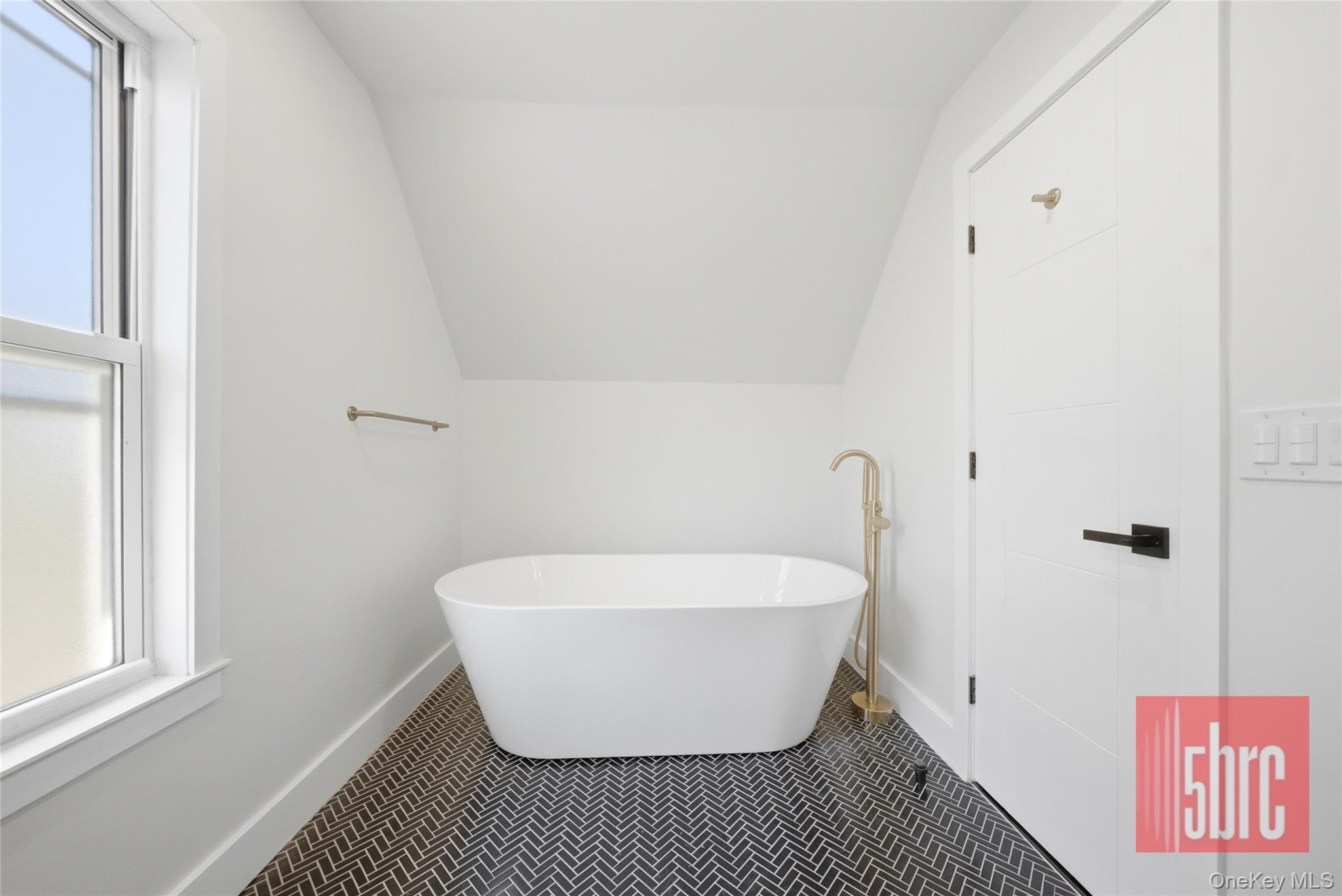 Single Family Beverley Road Brooklyn, NY 11218, MLS-1025270-37