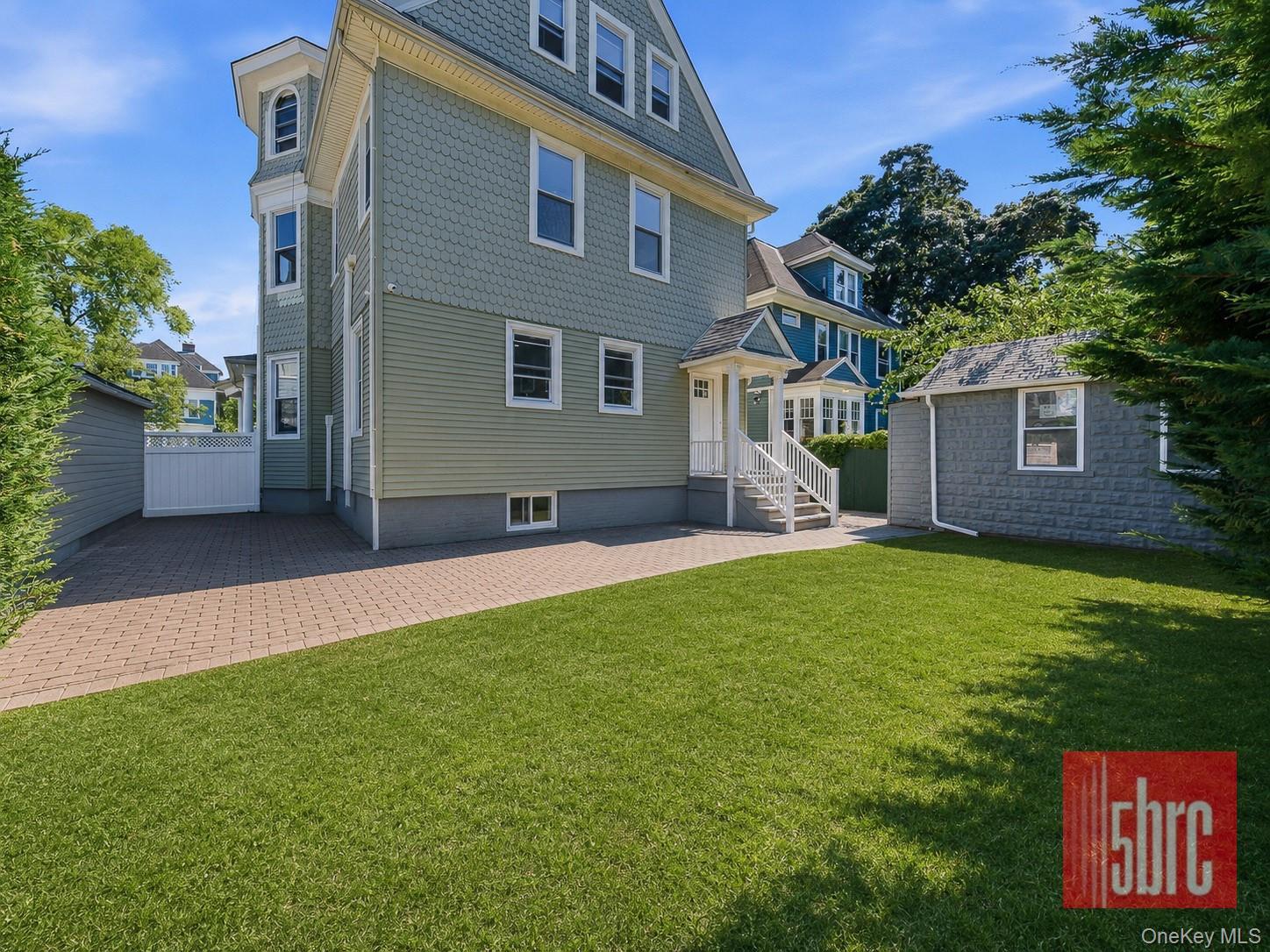 Single Family Beverley Road Brooklyn, NY 11218, MLS-1025270-43