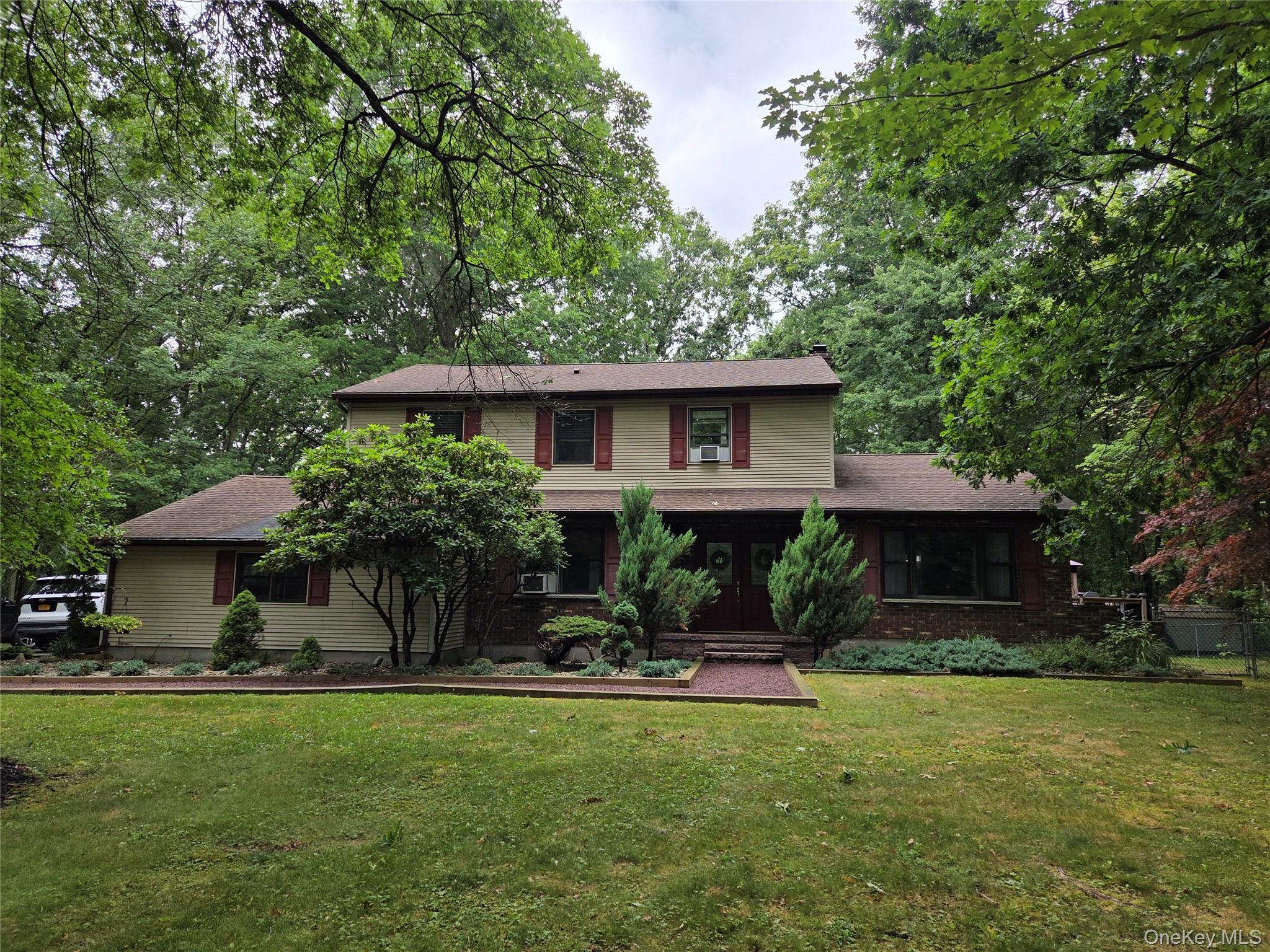 Single Family Greenshire Way Orange County, NY 12586, MLS-1025280-2