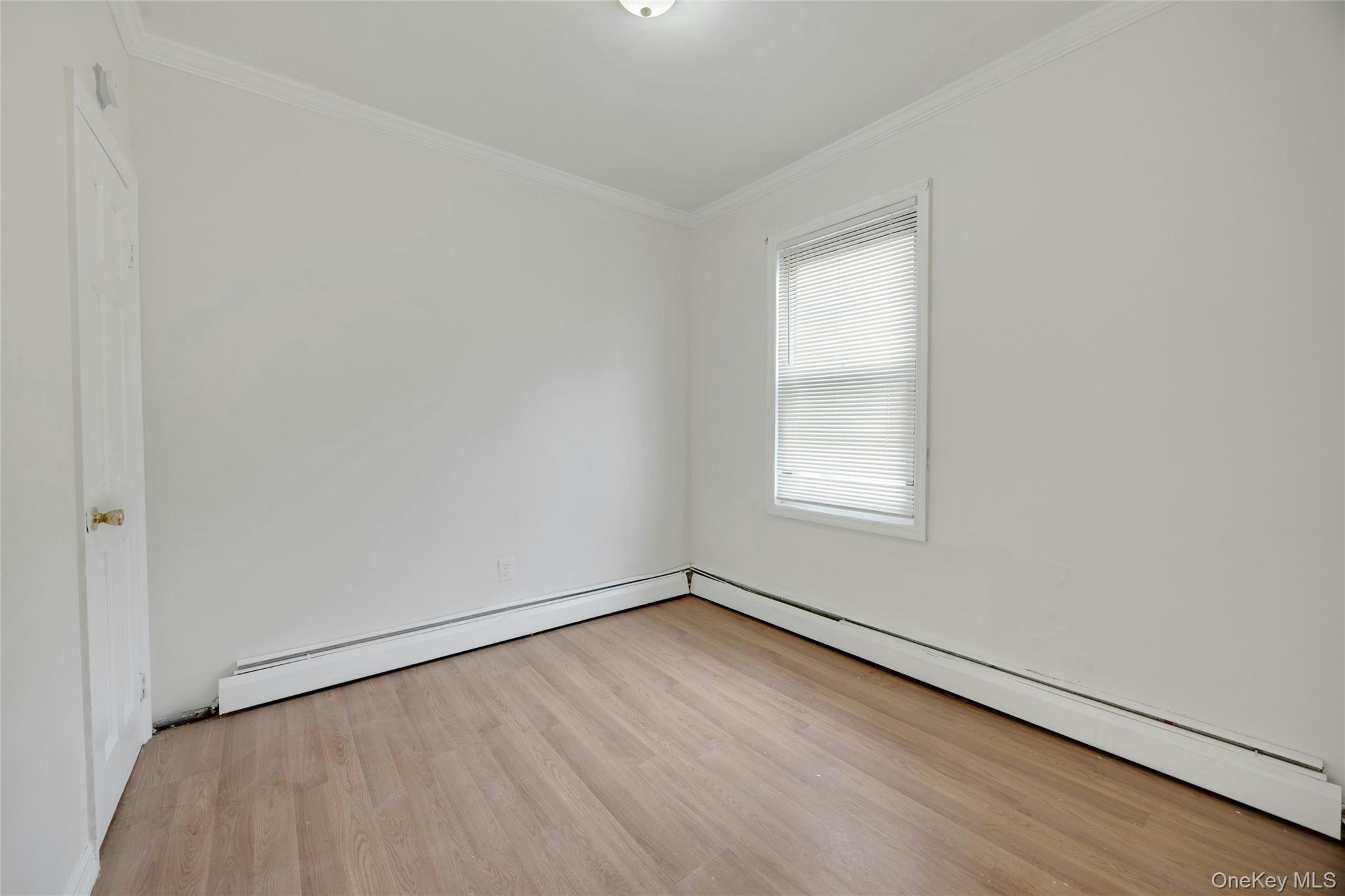 Single Family Arthur Avenue Bronx, NY 10457, MLS-1025290-18