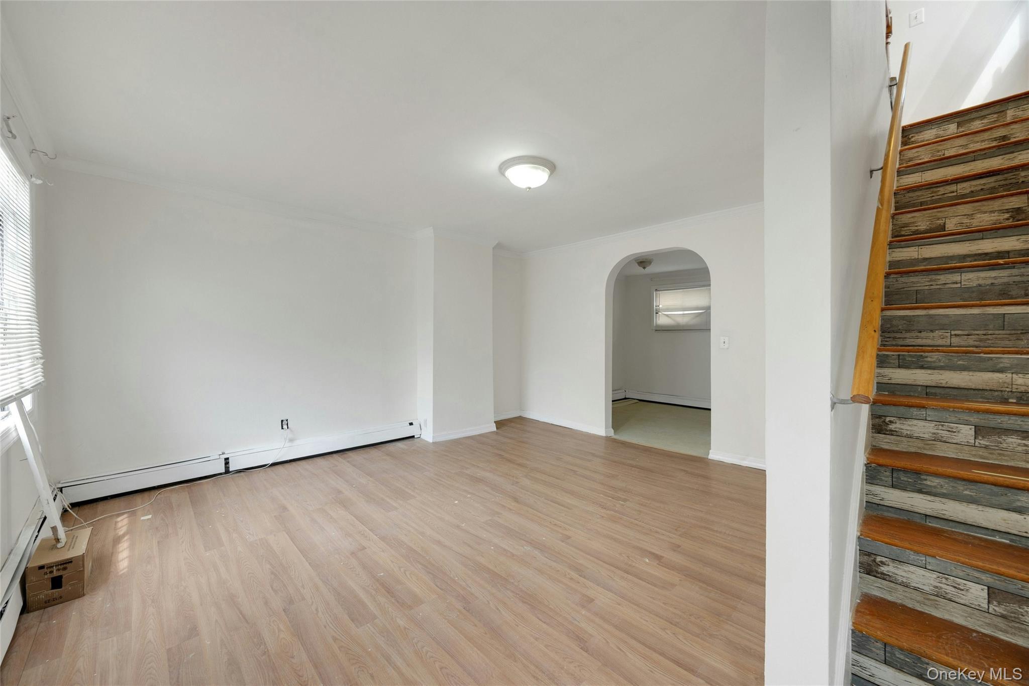 Single Family Arthur Avenue Bronx, NY 10457, MLS-1025290-6