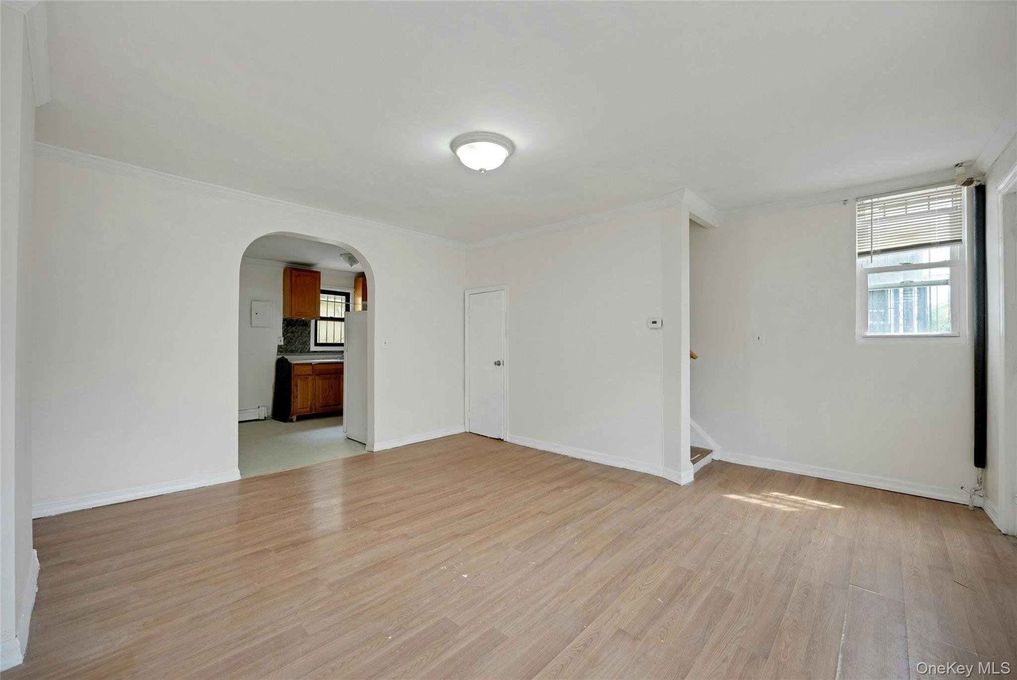 Single Family Arthur Avenue Bronx, NY 10457, MLS-1025290-9