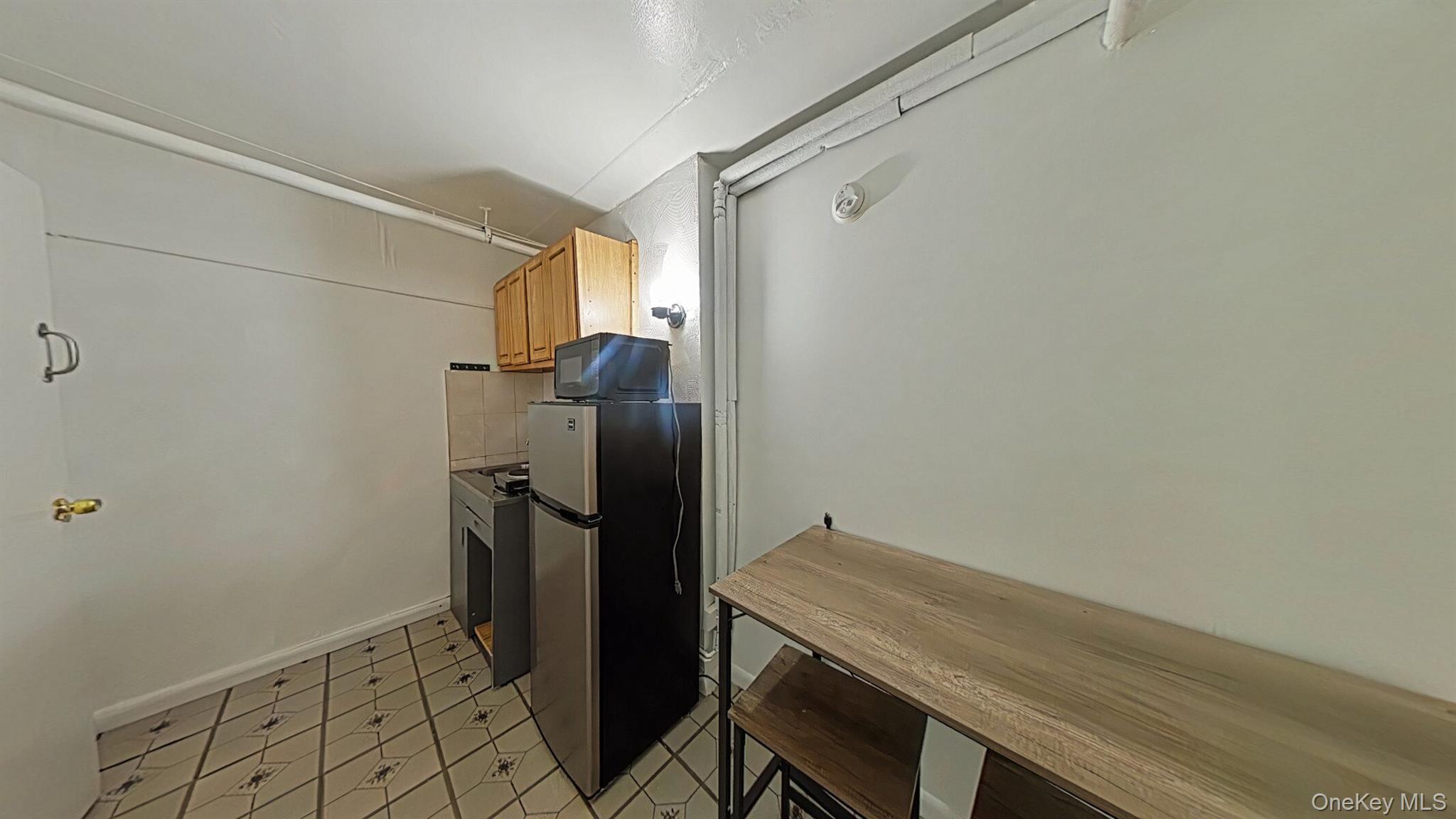 Single Family Simpson Street Bronx, NY 10459, MLS-1025312-10