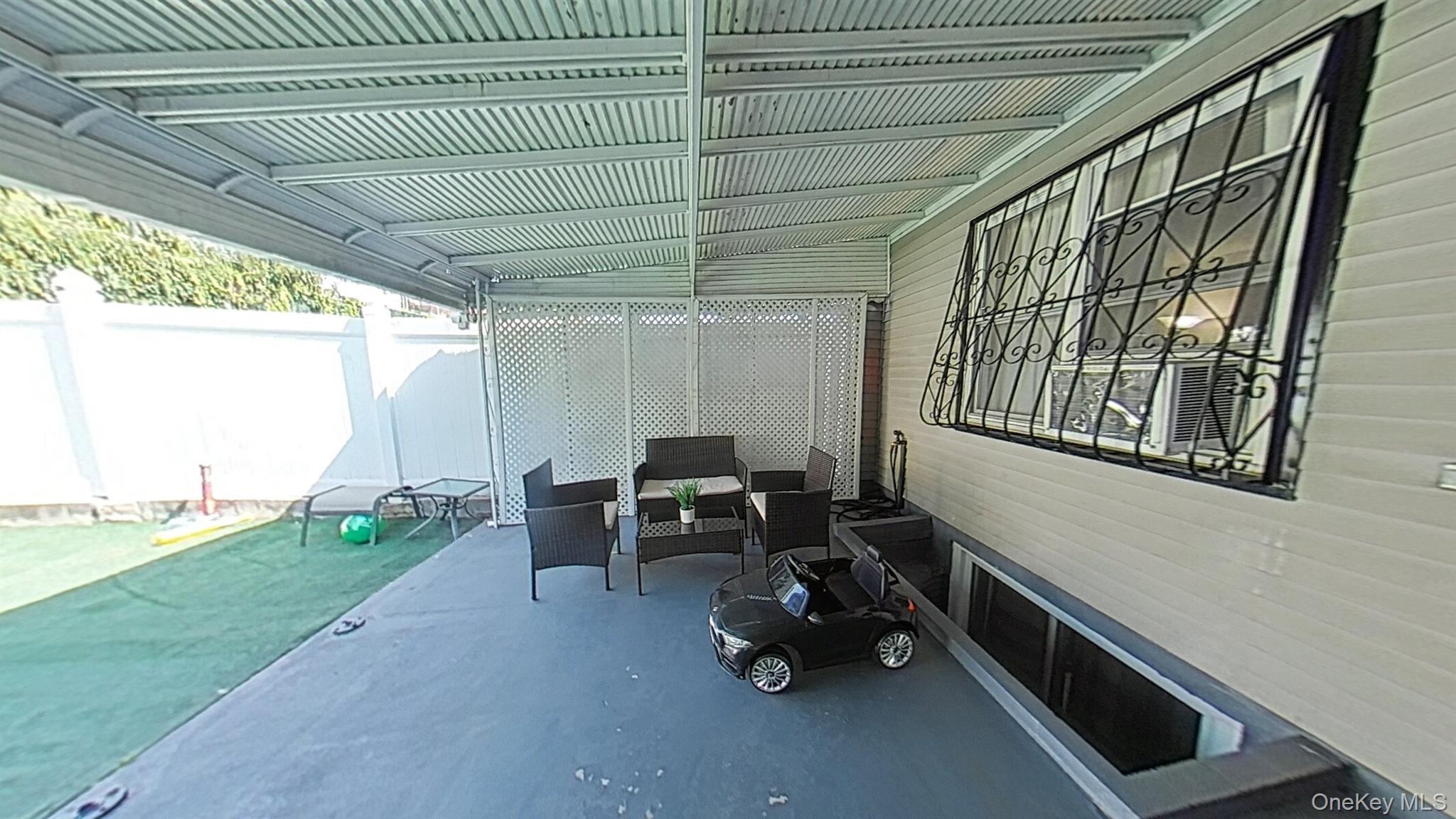 Single Family Simpson Street Bronx, NY 10459, MLS-1025312-11