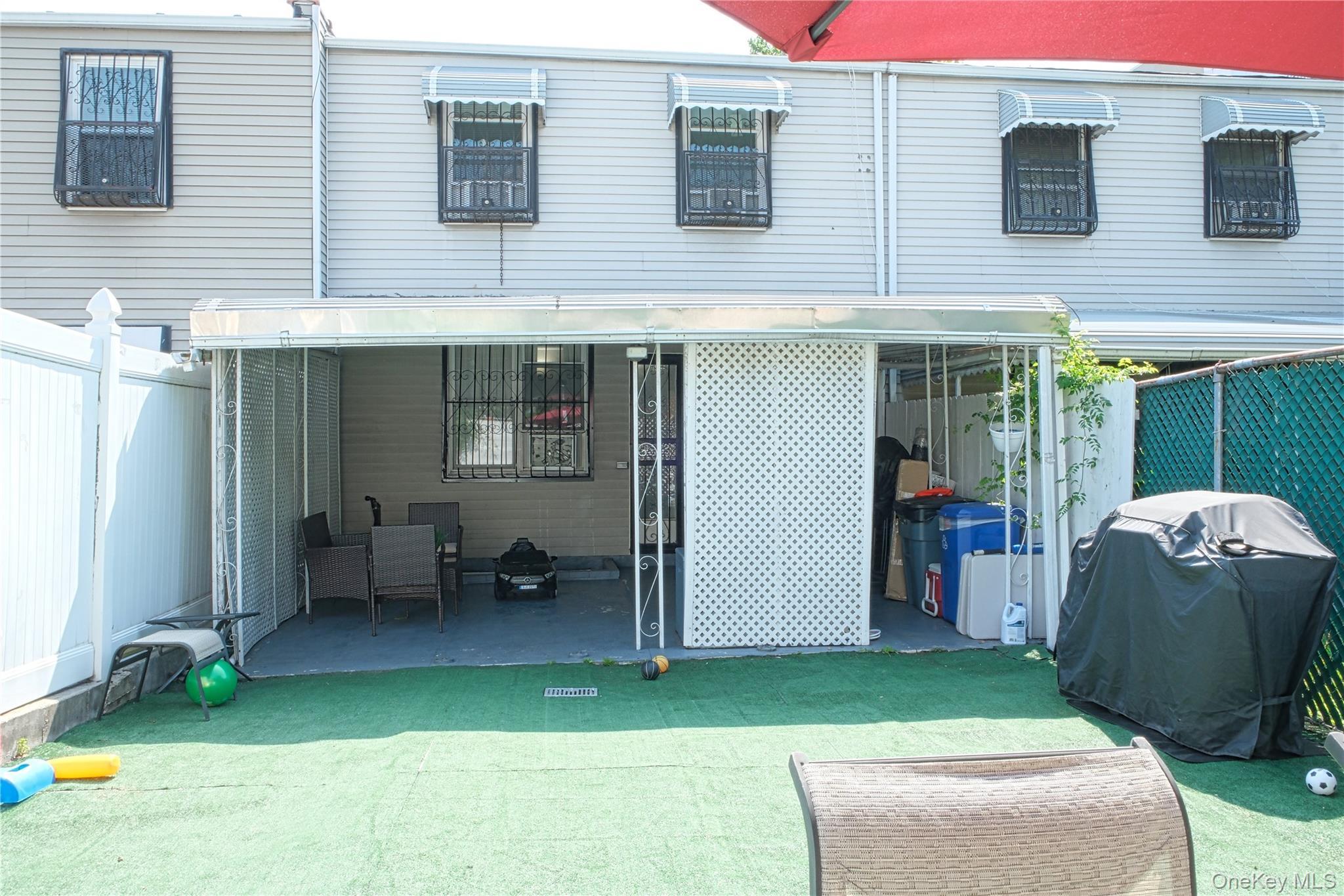 Single Family Simpson Street Bronx, NY 10459, MLS-1025312-12