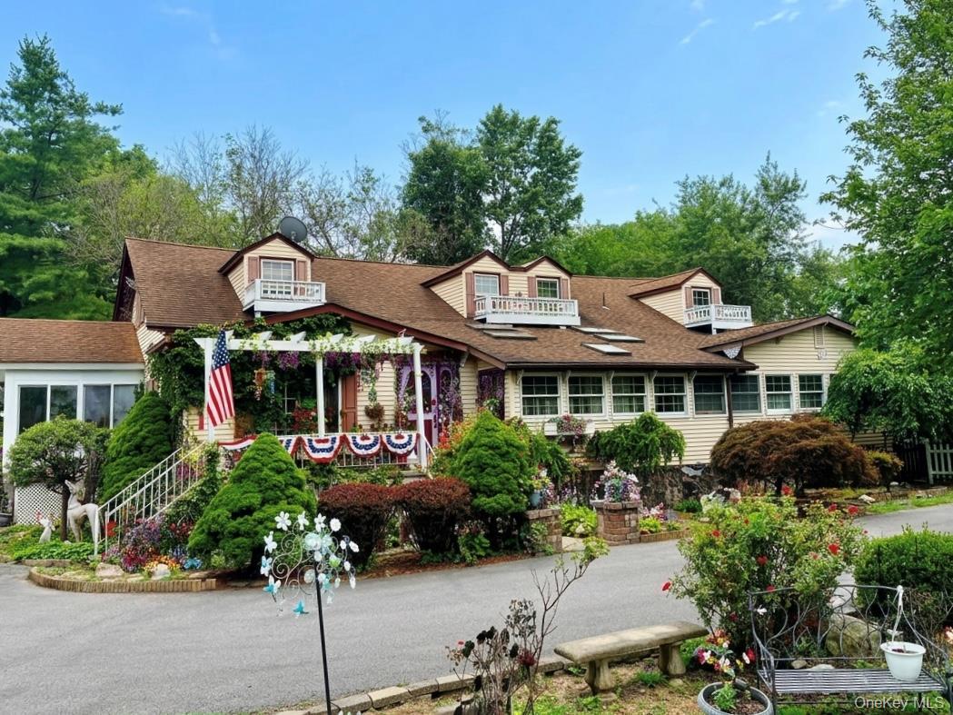 Single Family Maple Avenue Orange County, NY 10924, MLS-1025324-2