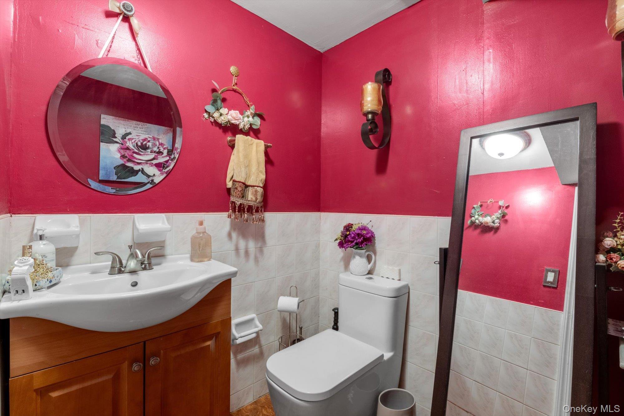 Single Family Pine Street Brooklyn, NY 11208, MLS-1025330-25