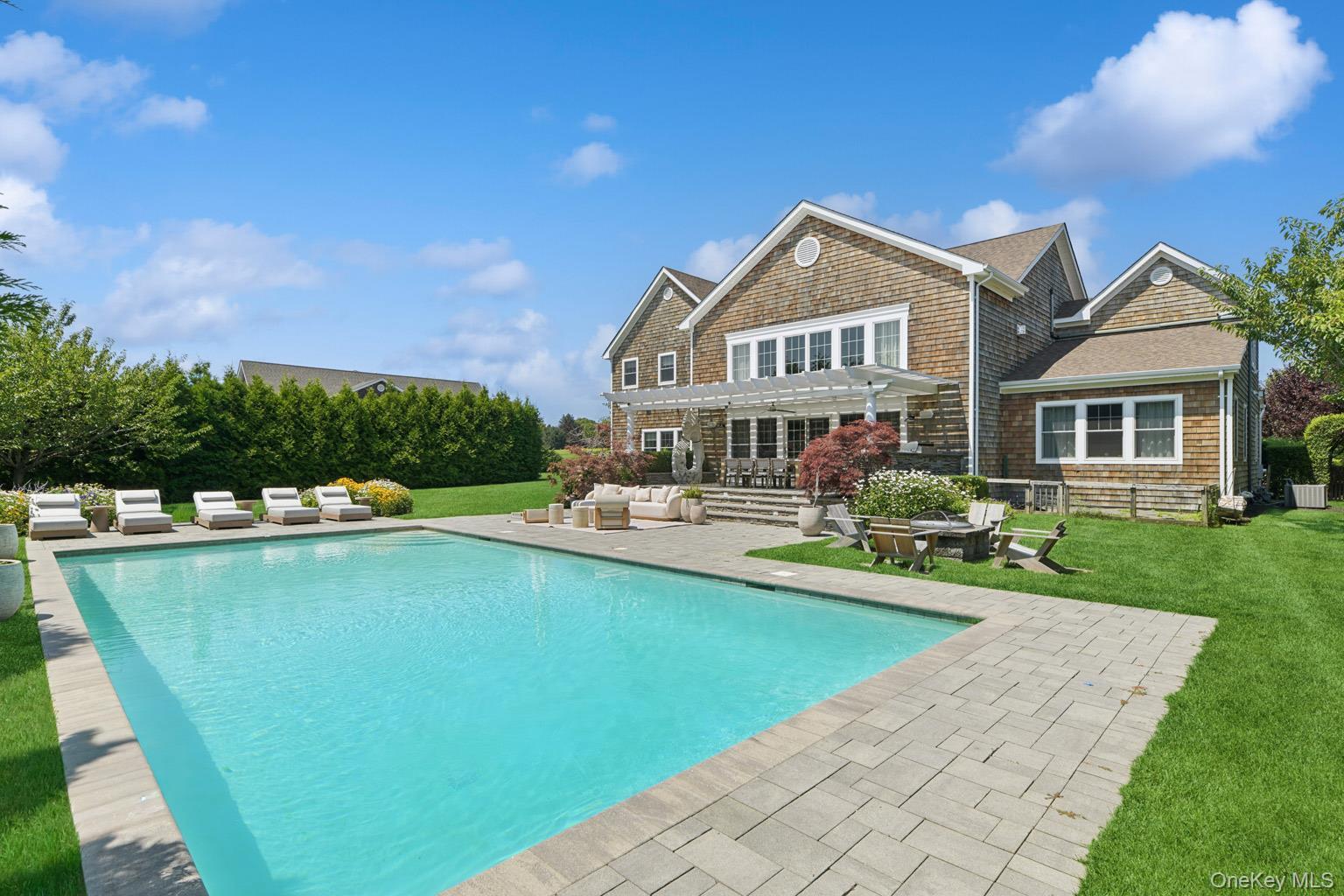Single Family Summer Drive Suffolk County, NY 11968, MLS-1025348-4