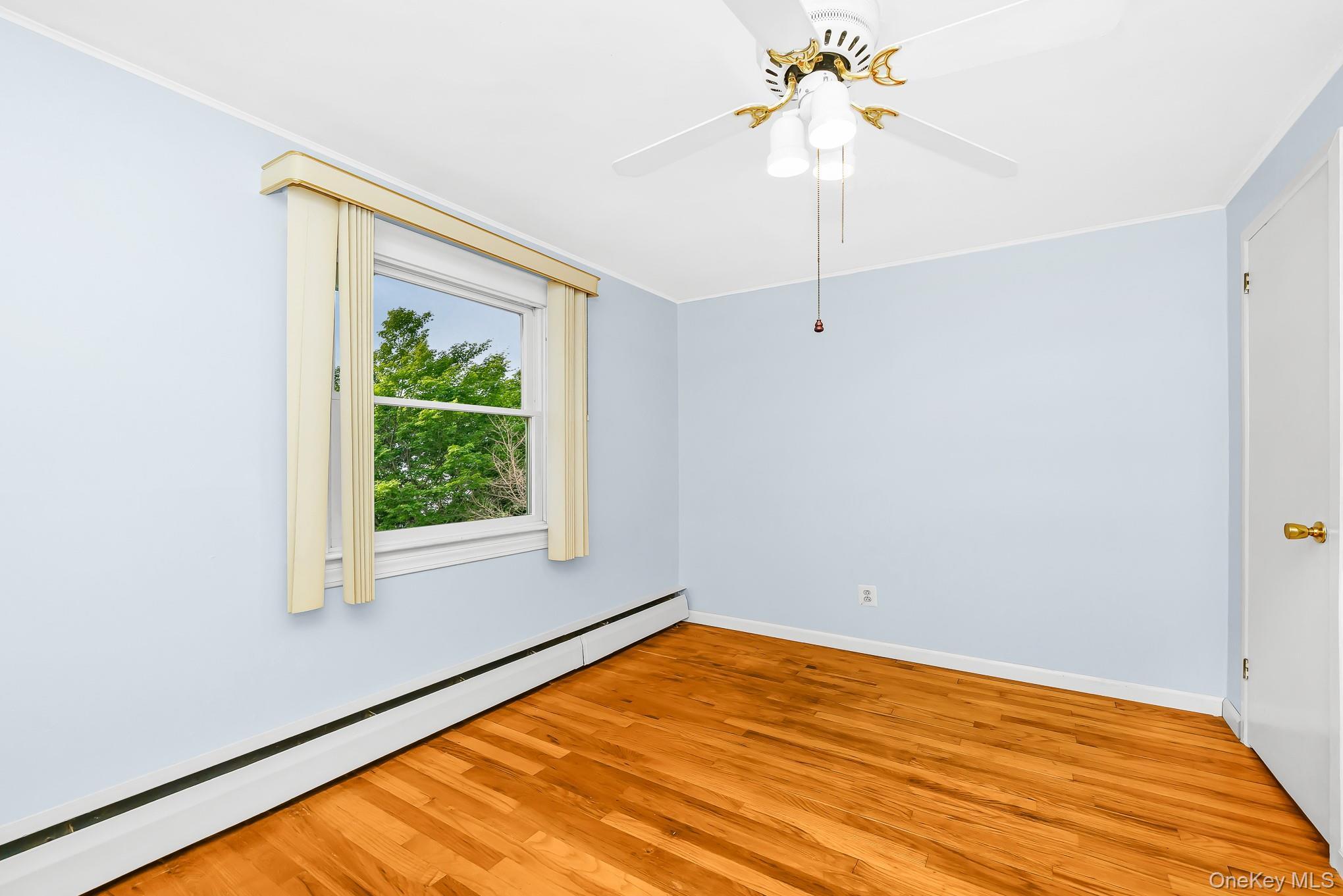 Single Family N Albany Avenue Nassau County, NY 11758, MLS-1025368-33