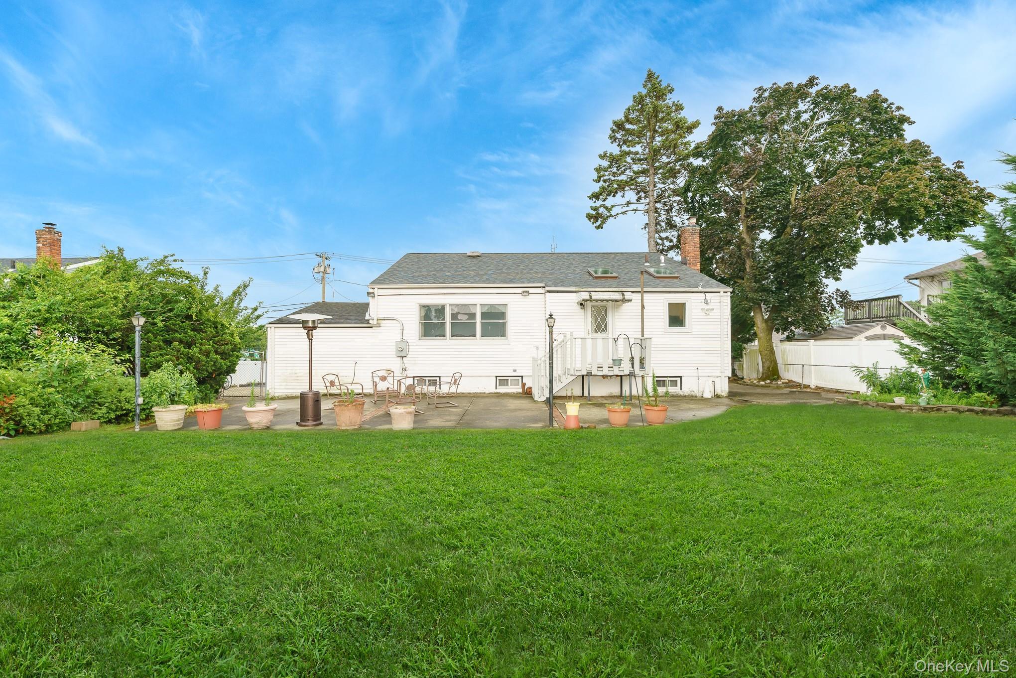 Single Family N Albany Avenue Nassau County, NY 11758, MLS-1025368-4